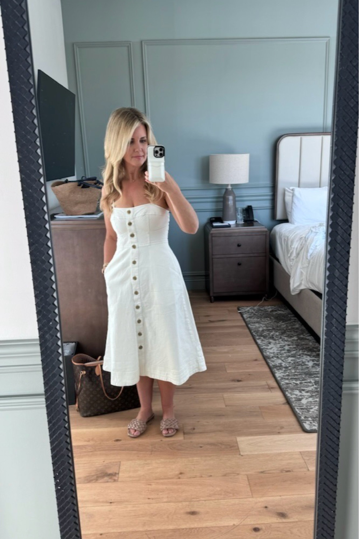 Some of my travel must haves and suitcase recommendations! 

#LTKStyleTip #LTKTravel #LTKItBag