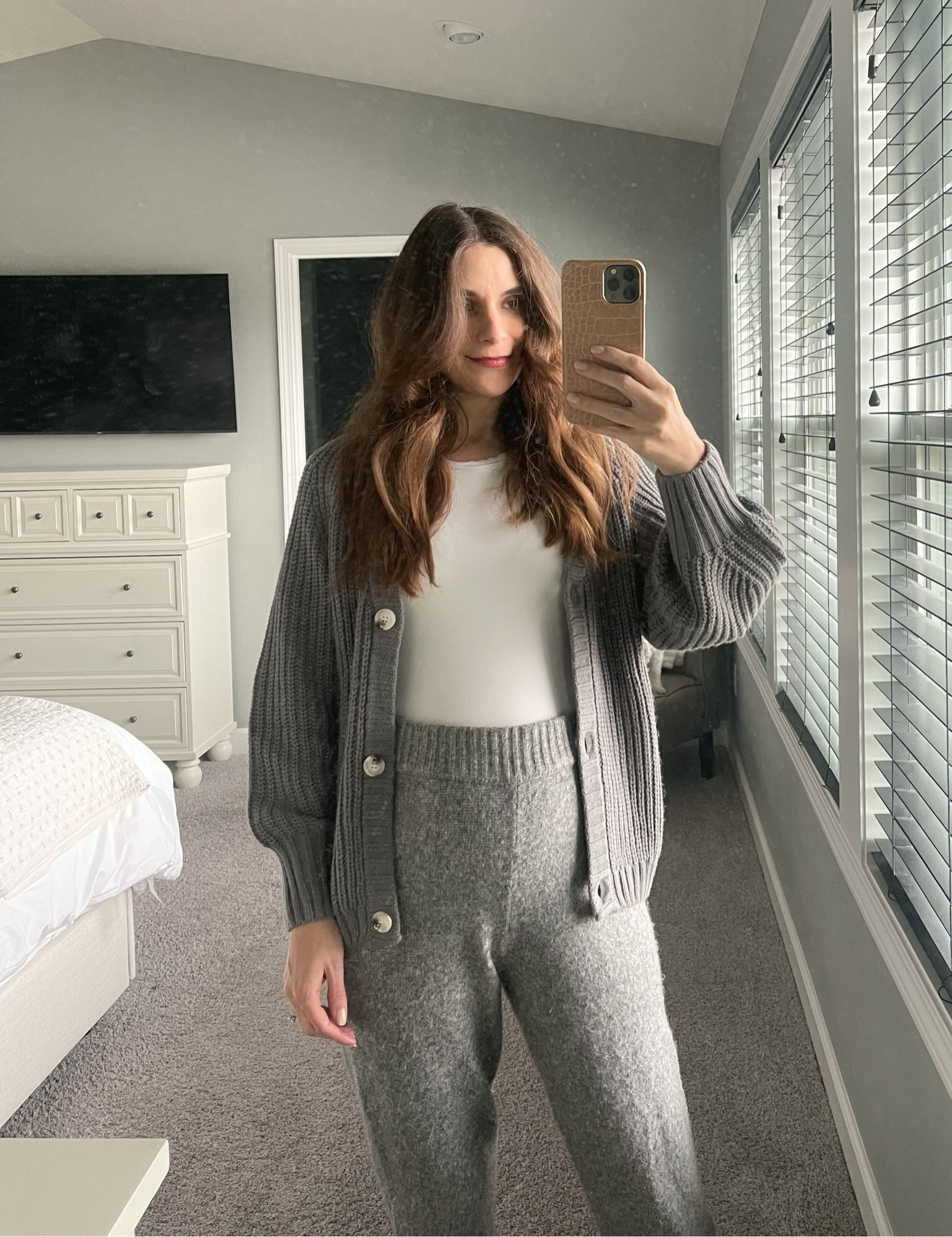 Amazon cardigan comes in lots of colors and fits tts. Wearing a size small. Sweater leggings from Express are so comfy. Wearing a small. Leggings fit a little big and fit me better now with my 22 week belly. Size down. Express tee is a little tight size up one size. 

#LTKSeasonal #LTKunder50 #LTKbump