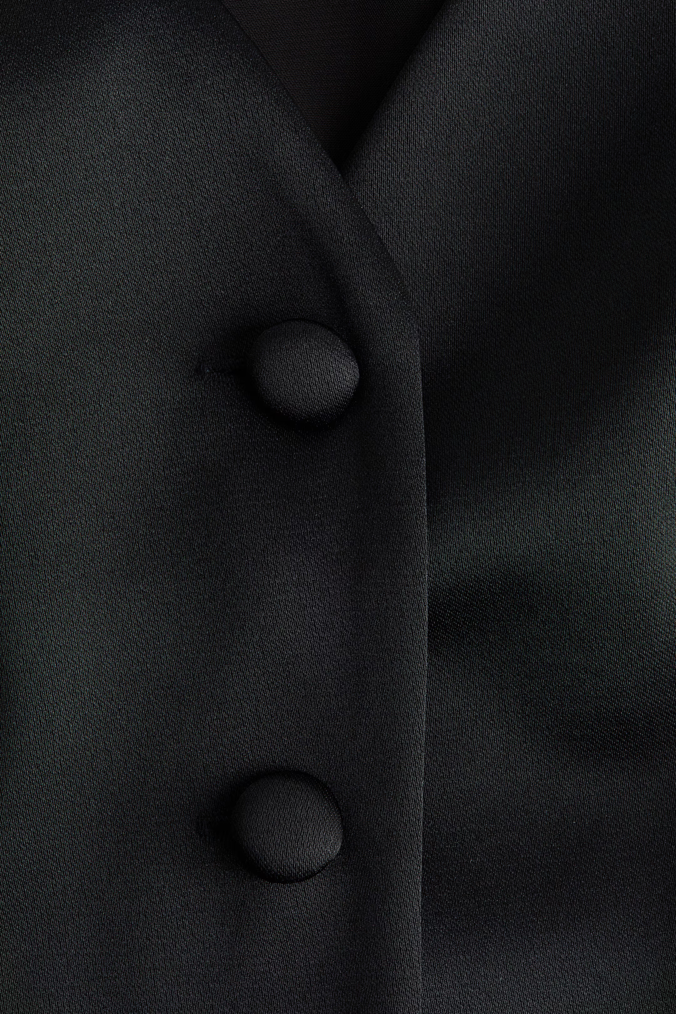 Puff-sleeved blouse | H&M (UK, MY, IN, SG, PH, TW, HK)