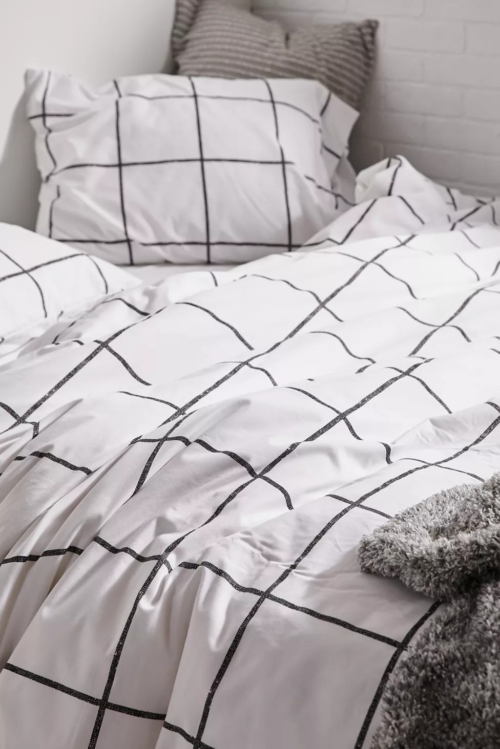 Distressed Check Duvet Set | Urban Outfitters (US and RoW)