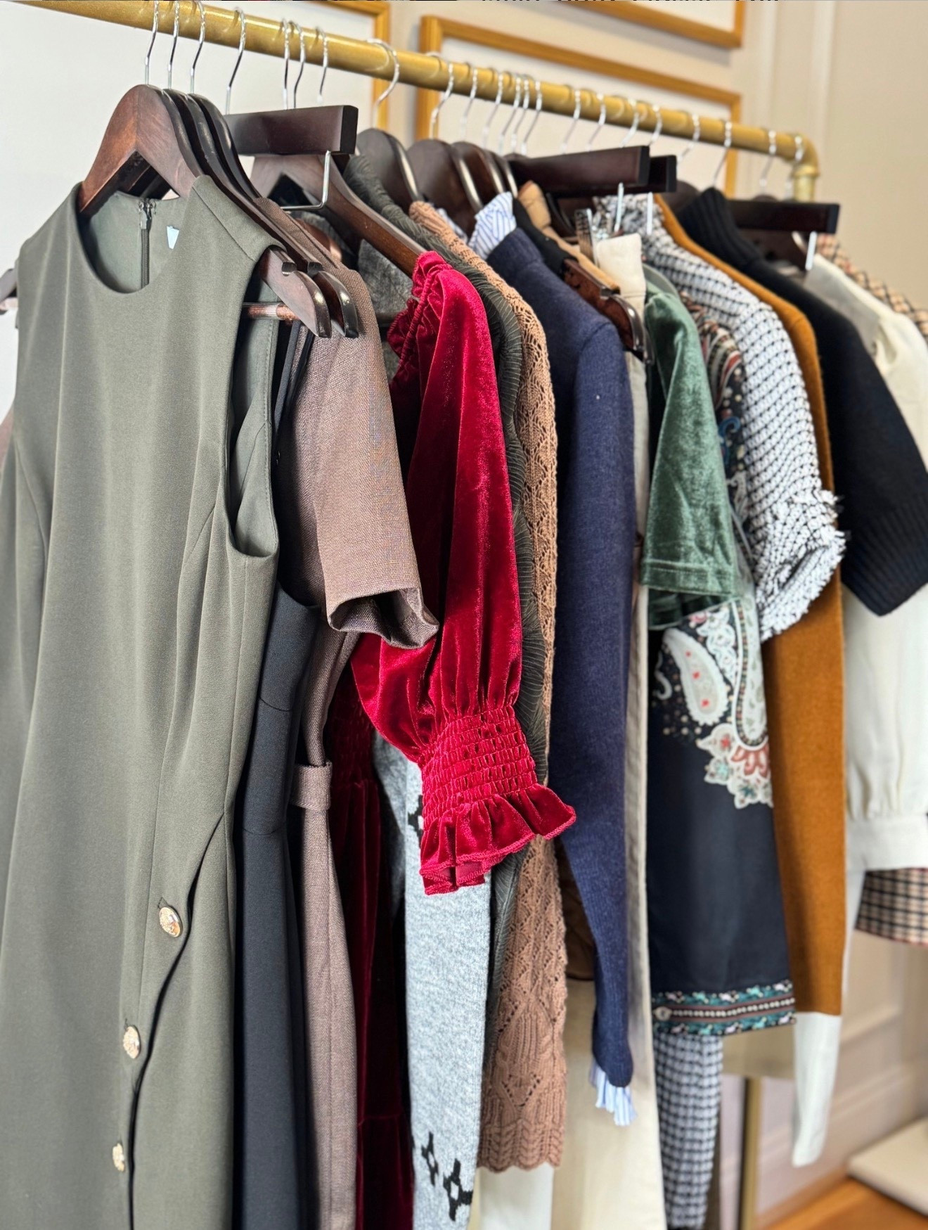 women's fashion, amazon fashion, meredith hudkins, style, ootd, classic, chic, preppy, affordable, fall, trending, timeless, accessories, makeup, skincare, beauty, workwear, Ralph Lauren inspired

#LTKFindsUnder50 #LTKSeasonal #LTKSaleAlert