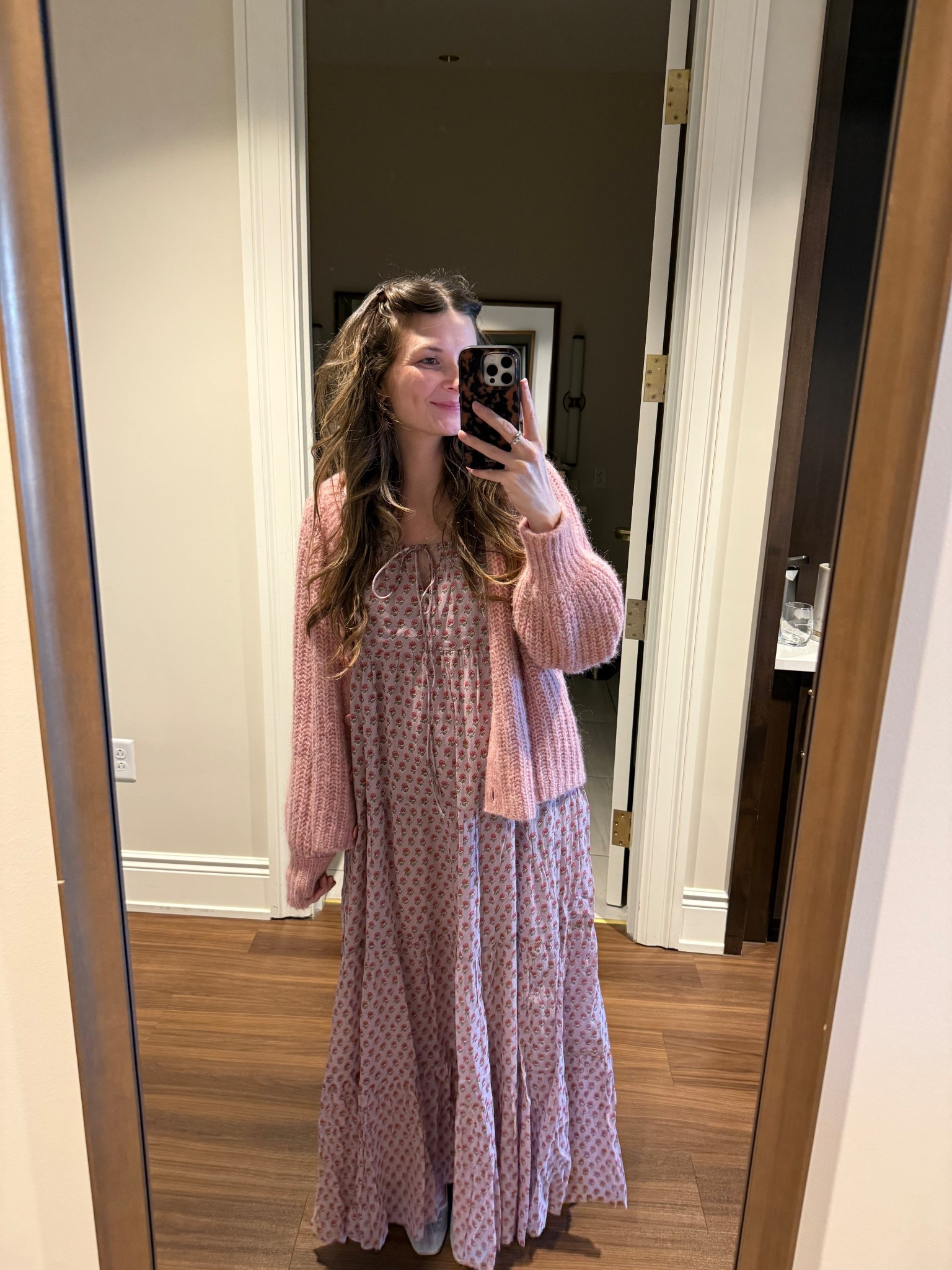 Dinner date! Wearing a small in dress, so beautiful and nursing friendly! Wearing a medium in cardigan! 

Birthday outfit, date night 

#LTKootd