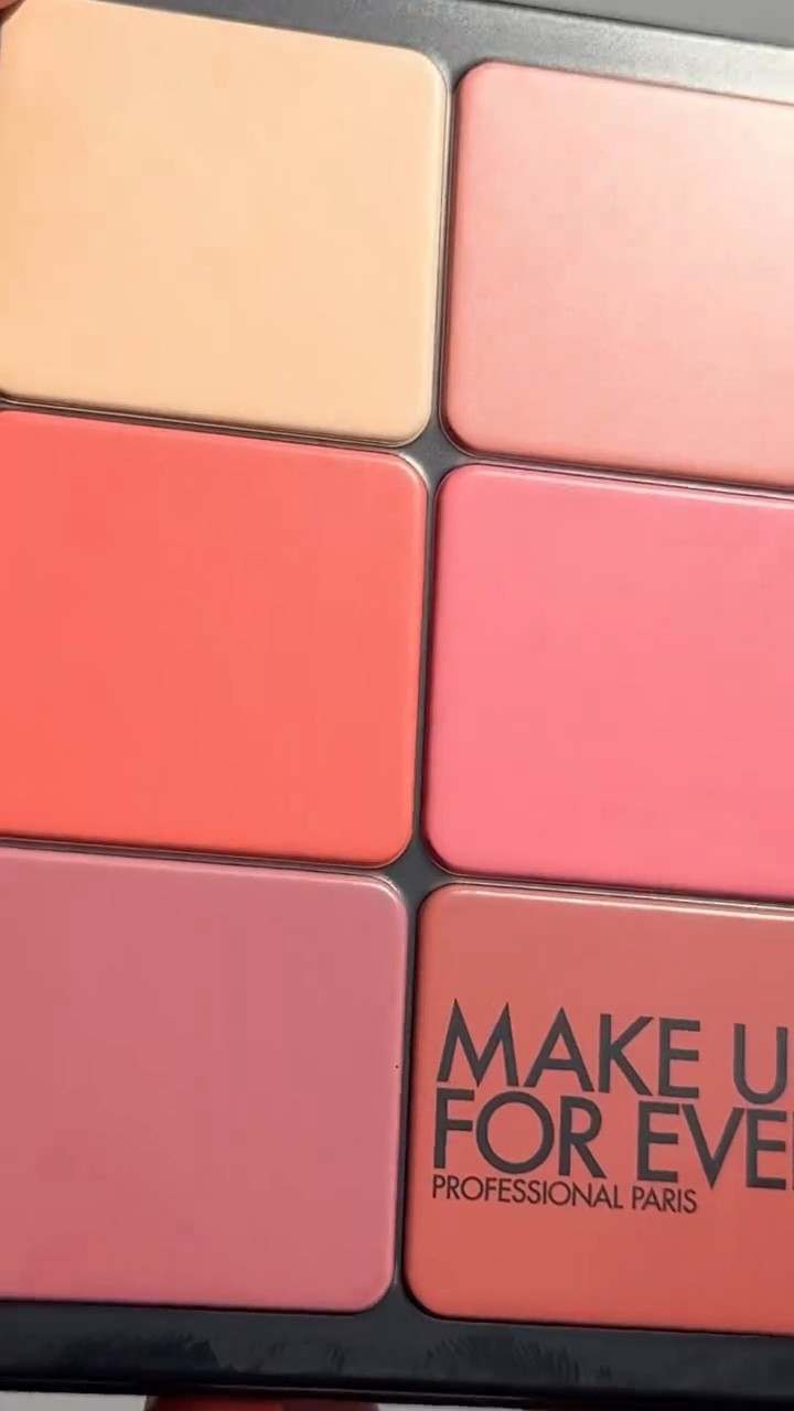 The new HD Skin Face Essentials Palette from @makeupforever 👀❤️

*pr sample @sephoraaus @hatrikhouse