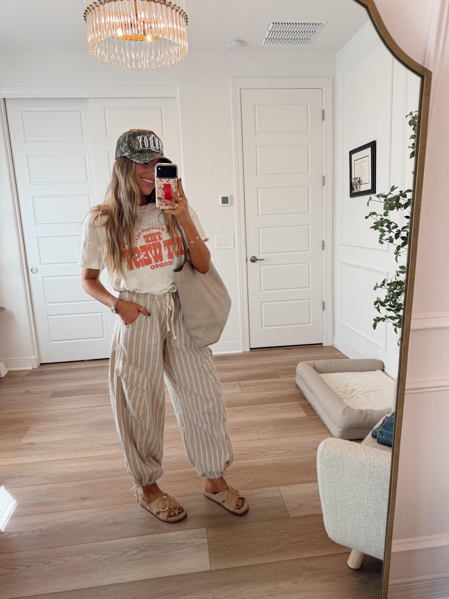 Comfy outfit idea! Wearing smalls