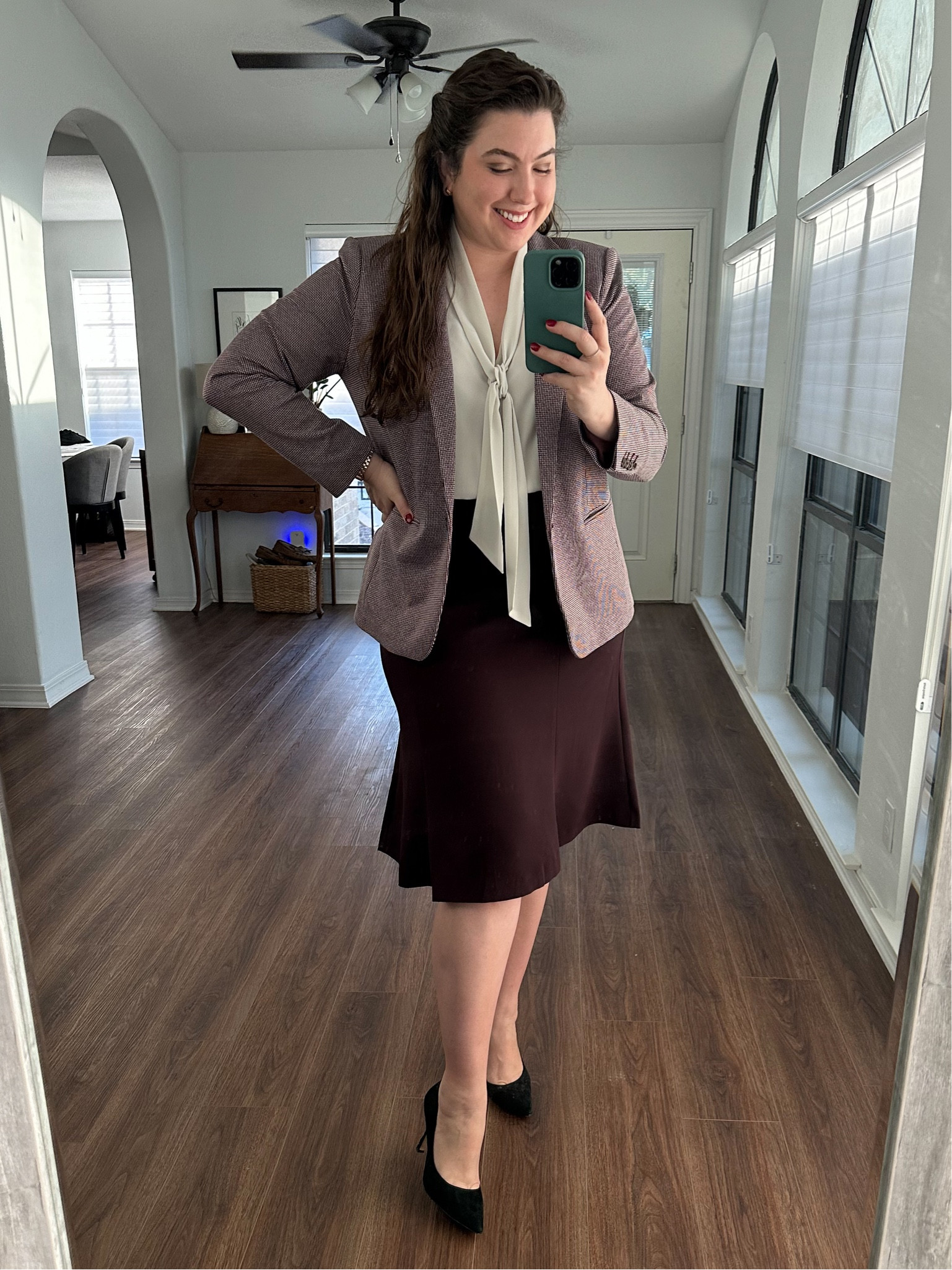 Workwear #ootd 10/19/23 

This blazer and skirt are 40% 🙌🏻

Womens business professional workwear and business casual workwear and office outfits midsize outfit midsize style 

#LTKmidsize #LTKworkwear #LTKsalealert