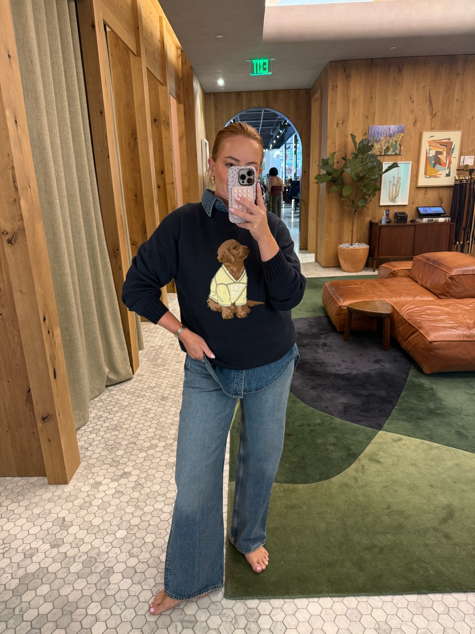 Sizing:
Dog Sweater - 2XS (runs sooo big)
Denim shirt - XS (runs so big!)
Wide-Leg Denim  - TTS

Okay this Aritzia sweater got me immediately. 🐶🤎 The little dog graphic makes a basic sweater + jeans outfit feel SO much more fun, while the navy still keeps it classic and easy to wear. Paired it with relaxed wide-leg denim for the cutest casual fall outfit. Perfect for school drop-off, errands, coffee runs or an easy weekend look.

#Aritzia #AritziaStyle #FallOutfit #MomStyle #CasualFallOutfit