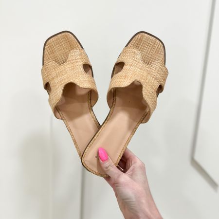 Such a cute vacation shoe! Grab a pair to have for the beach! 
Fashionablylatemom 
Women's Nina Slide Sandals - A New Day
Saale alert 
Five different colors 

#LTKshoecrush #LTKSeasonal