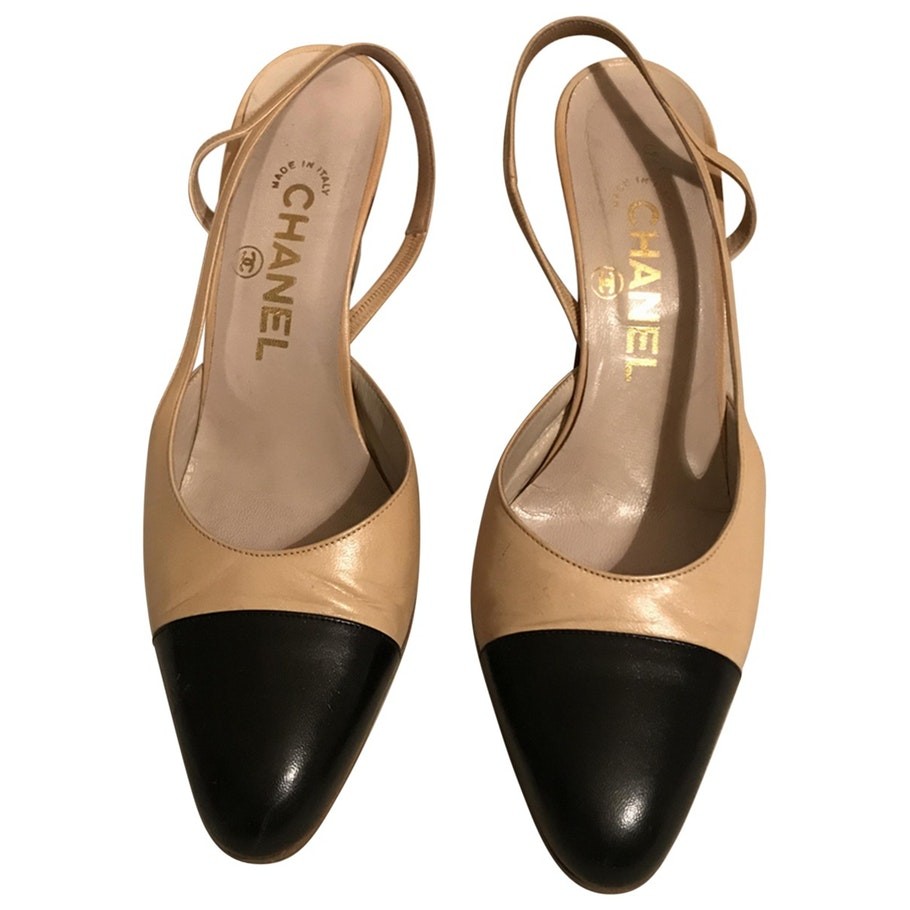 Leather heels CHANEL Beige | Vestiaire Collective Global