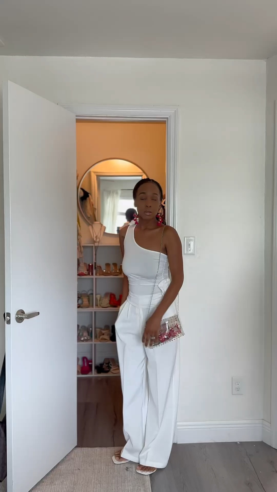 I decided to recreate this look by Sofia Richie Grainge for the girls on a budget 

This is such a cute vibe 🤍

*bag is from Michael Kors and earrings from Forever 21, but they’re old.

I linked the other products that you can substitute which i also got (: 

#LTKstyletip #LTKfindsunder50