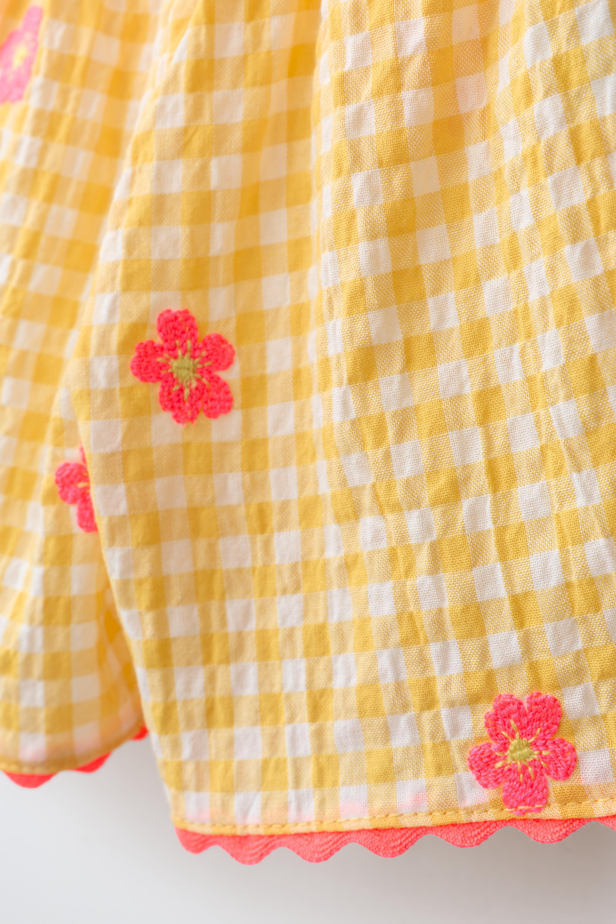 EMBROIDERED FLORAL GINGHAM SHORTS | Zara US