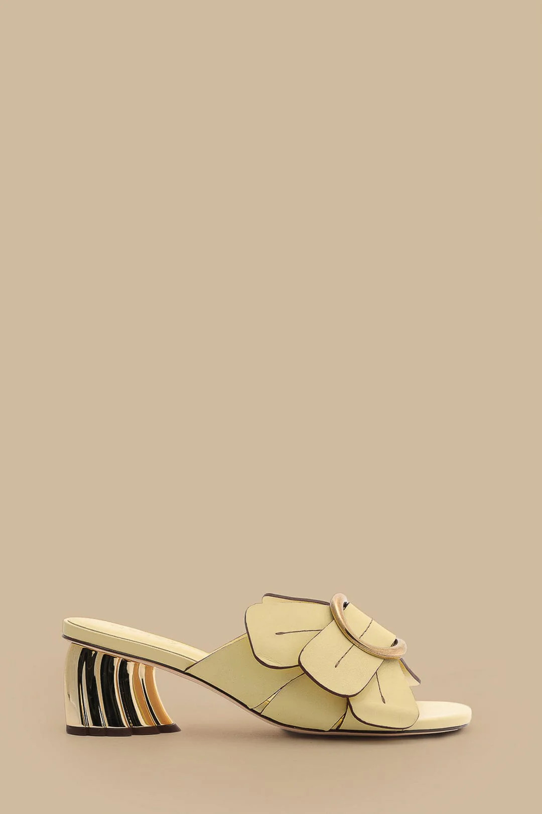 Banana Yellow Daisy Heeled Mule | FarmRio (US)