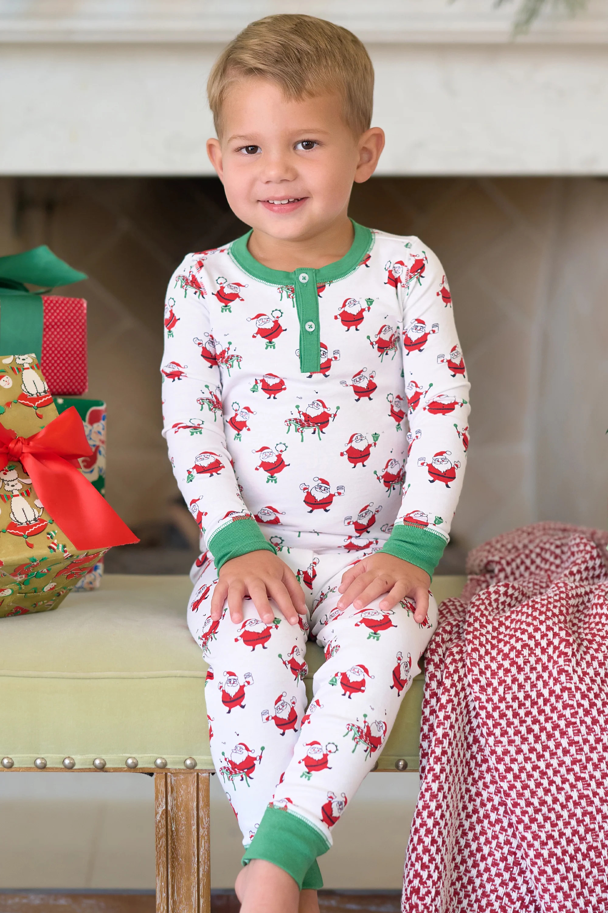 Sutton's Sweet Dream Set (Unisex) - Santa's Sing Along with Kiawah Kelly Green | The Beaufort Bonnet Company