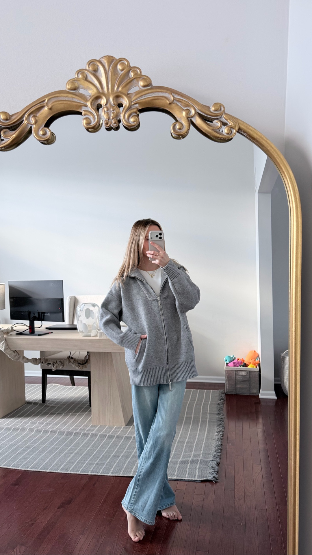 Commence try on haul with winter capsule wardrobe pieces! Wearing xs in all pieces (all tts)