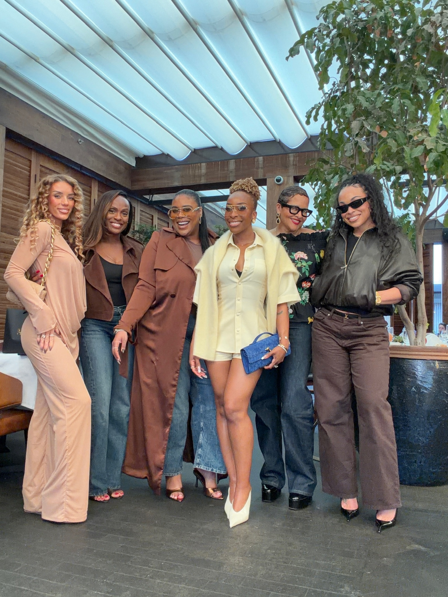 Brunch with my girls 🫶🤎😊

#LTKgrwm #LTKPlusSize #LTKdayinmylife