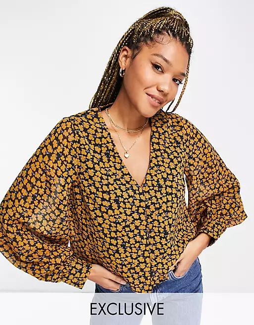 Wednesday's Girl long sleeve tea blouse with balloon sleeves in buttercup floral | ASOS (Global)