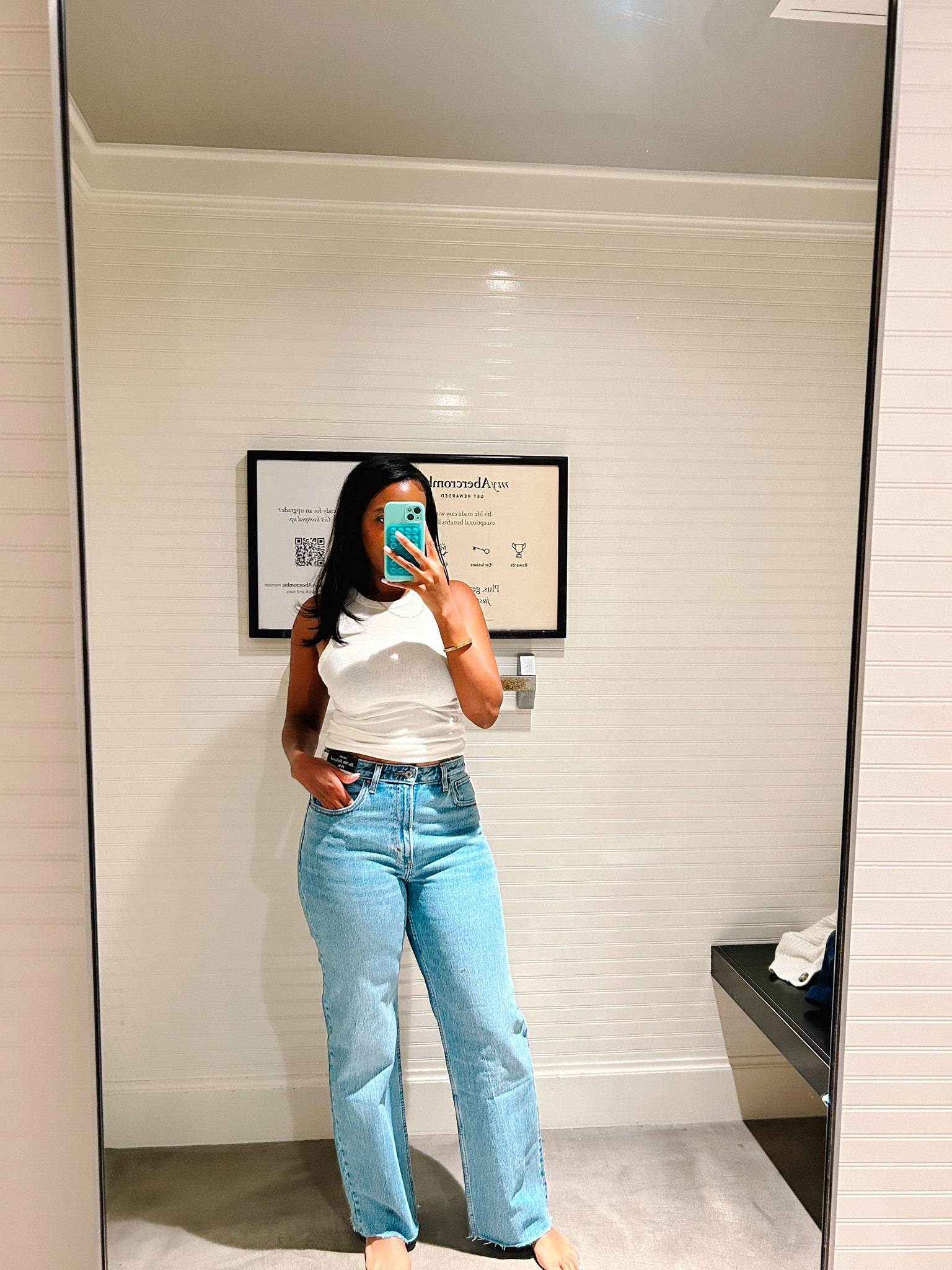 High waisted vintage denim jeans on the color medium marble -wearing size 29 


#jeans #highwaisted #denim #vintage

#LTKSpringSale #LTKstyletip #LTKsalealert