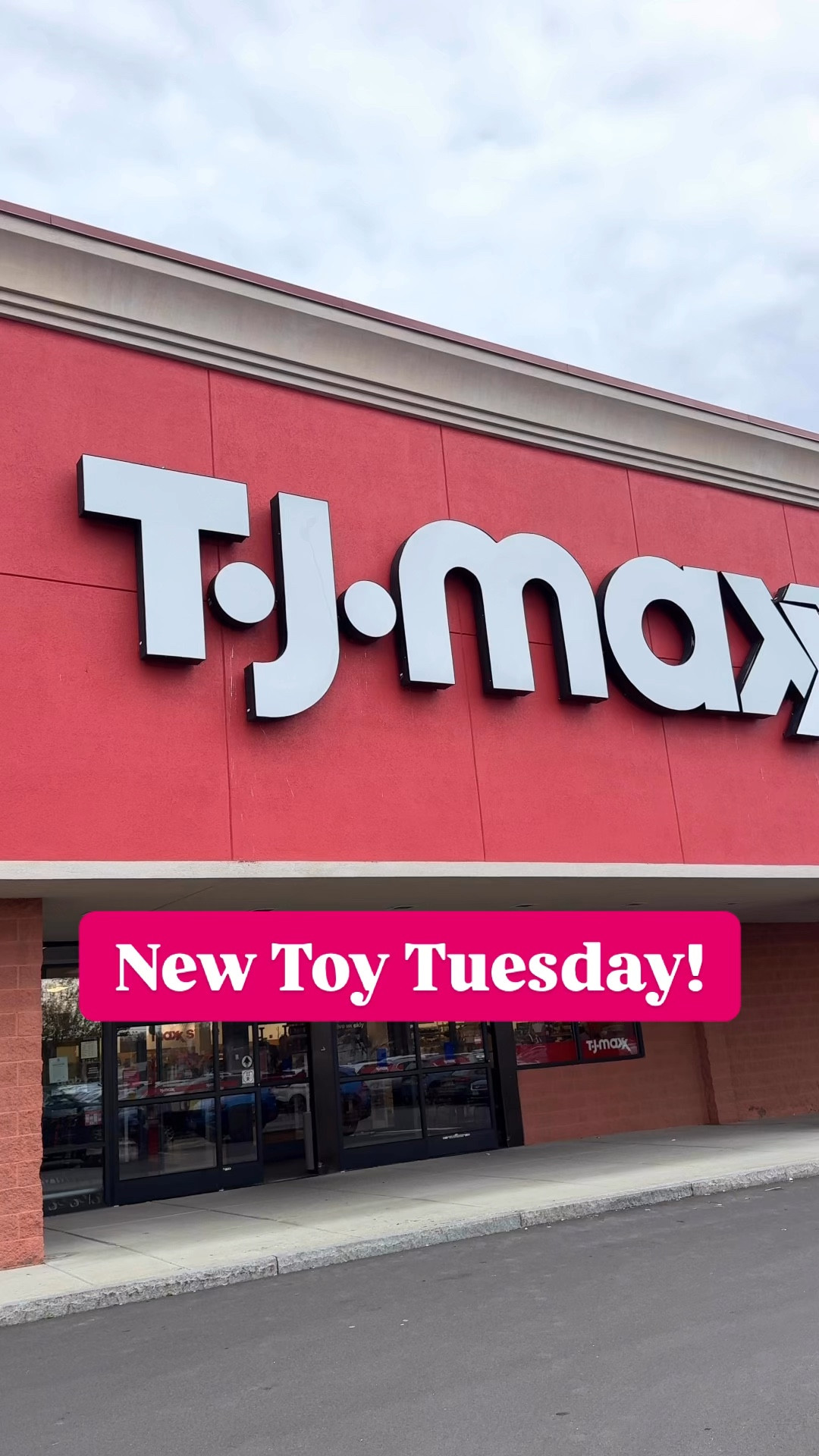 Nothing like a new enrichment toy for New Toy Tuesday!
:
:
:
:
:
:
:
:
#dogmom #dog #dogtoy

#LTKPets