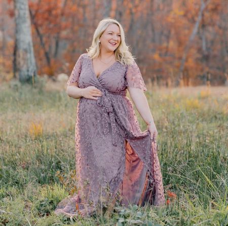 The best maternity dress in the prettiest color! It comes in multiple other colors as well 💕

#LTKbump #LTKfamily #LTKmidsize