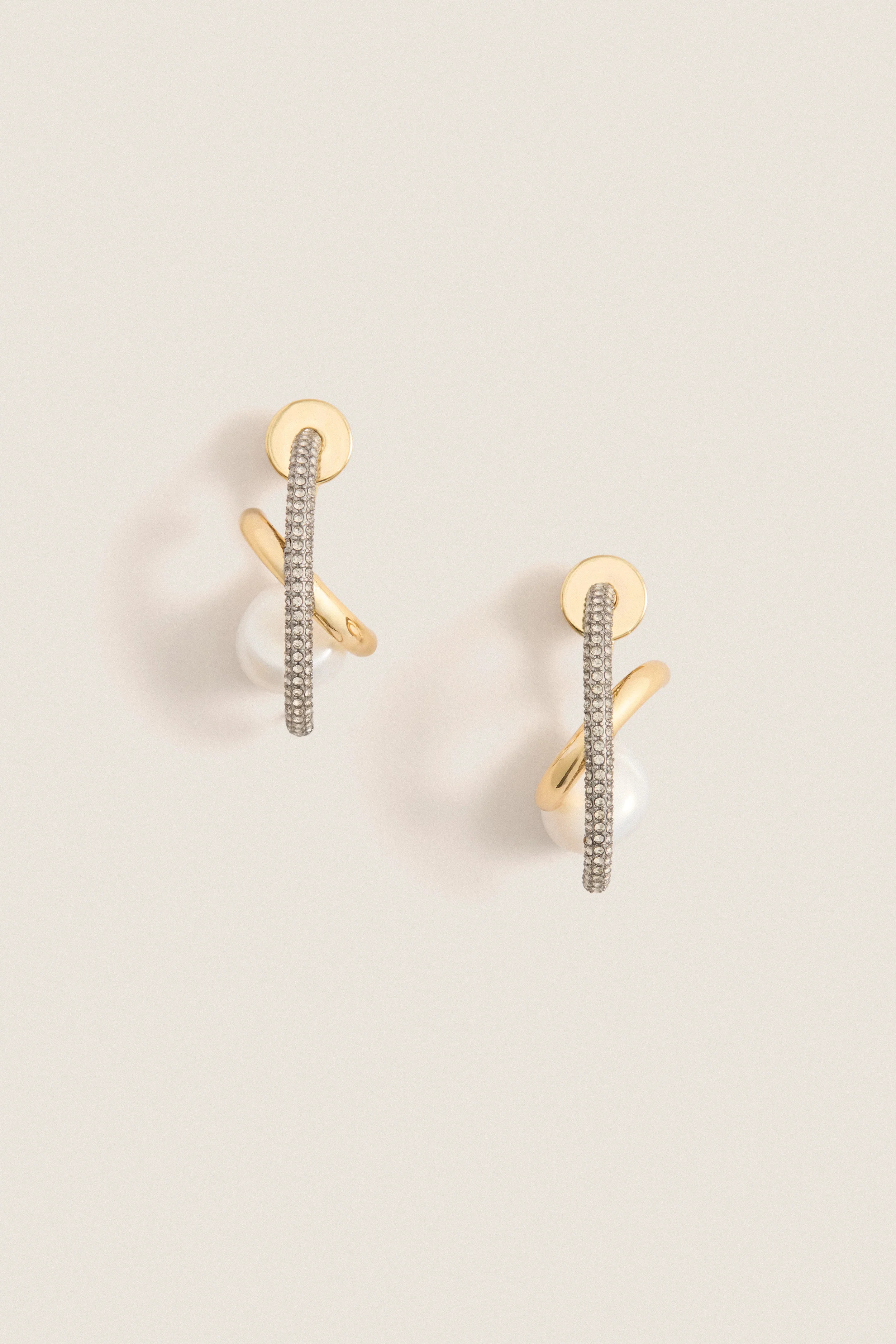 Gold Waverly Earrings | Tuckernuck (US)