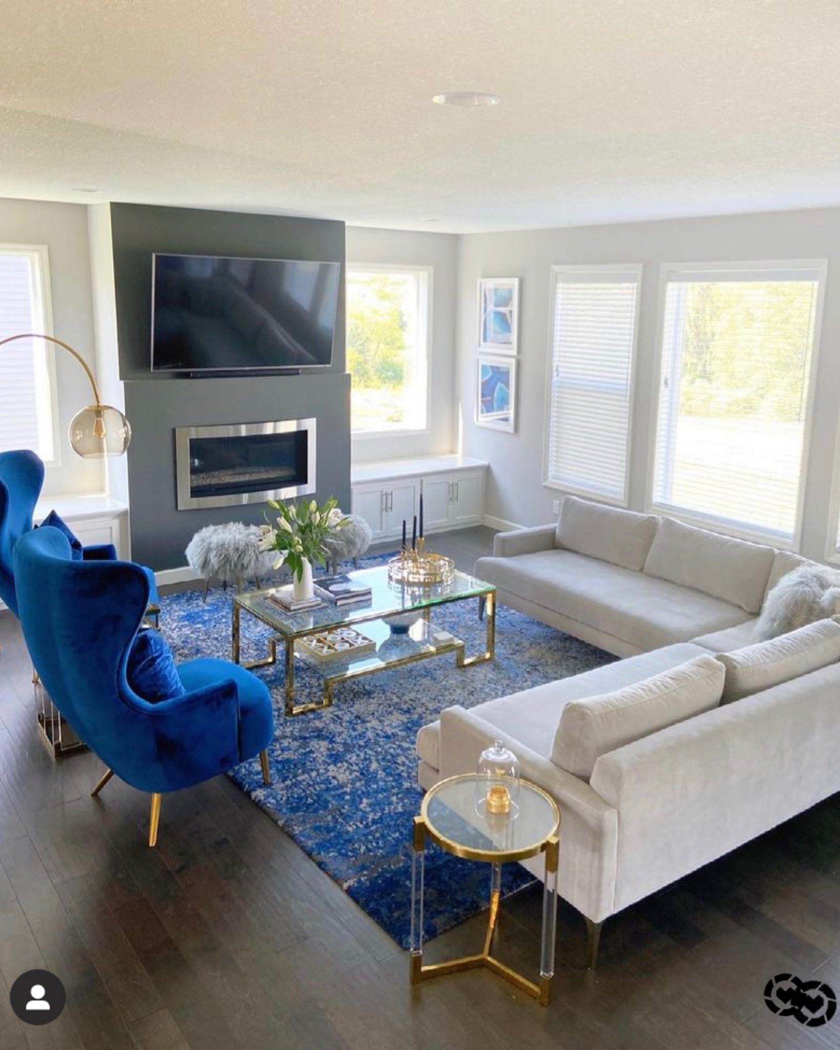 West elm sectional sofa sale 
West elm home decor 
Mid century modern furniture 
Sectional sofa 

#LTKHoliday #LTKstyletip #LTKunder100