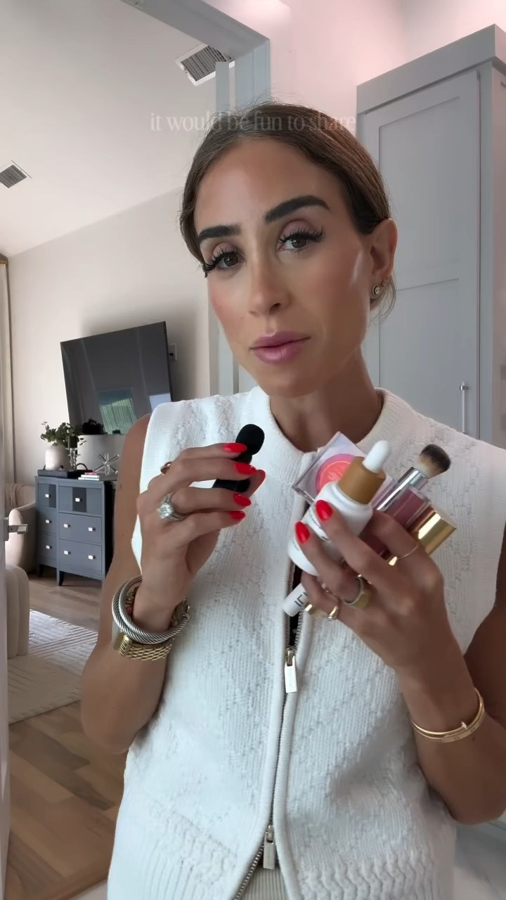 beauty favorites that are actually worth it! I am not a makeup guru, but here are some makeup and hair finds I have been loving + can’t live without. Have you tried any of these? I swear by the root concealer and the eyebrow gel ☺️ let me know if you want me to do more of these

beauty favorites, beauty products, beauty must haves, beauty finds, beauty essentials, makeup favorites, skincare favorites, beauty routine, everyday beauty, makeup must haves, beauty finds 2026, viral beauty products

#LTKBeauty #LTKselfcare