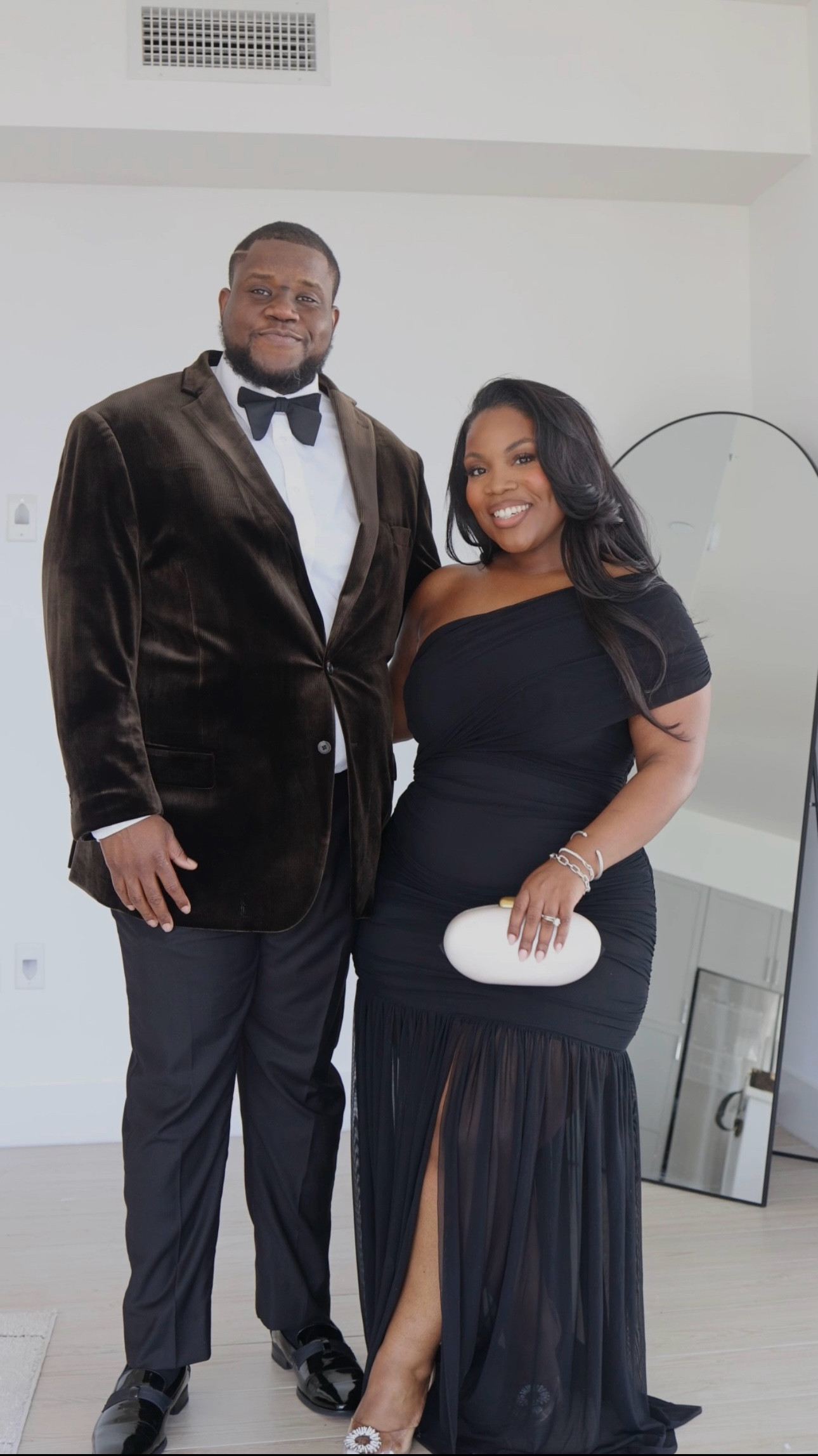 His + Hers OOTD | Wedding Guest Edition

Love how elegant and comfortable this dress is that made for the perfect wedding guest dress. Wearing a size L for reference. 


#LTKFindsUnder100 #LTKMidsize #LTKWedding