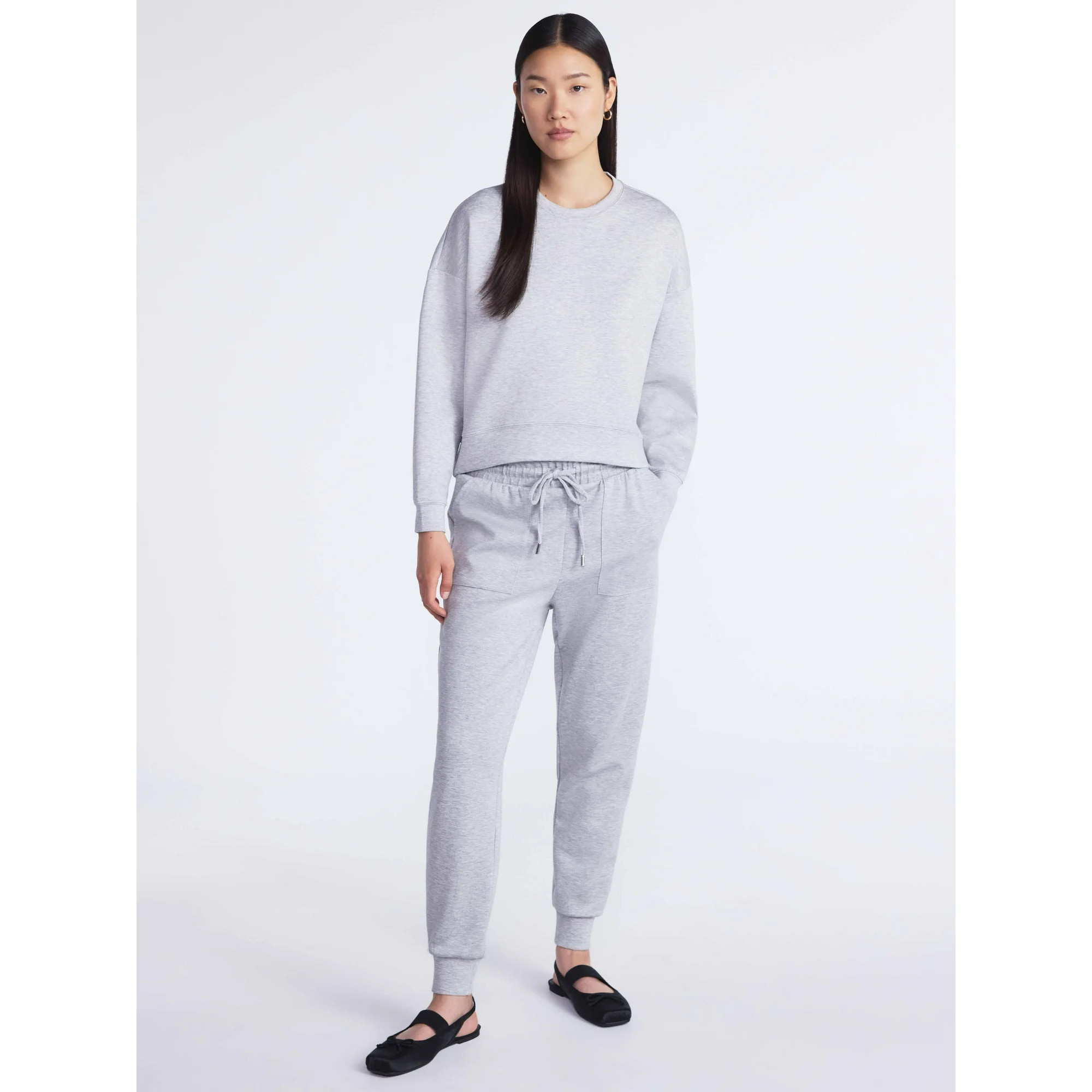 Scoop Women's and Women's Plus New Scubaknit Cropped Sweatshirt with Drop Sleeves, Sizes XS-4X | Walmart (US)