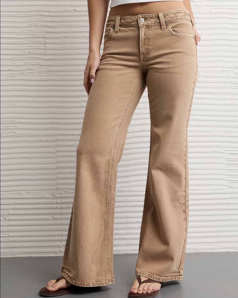 New denim just dropped at American Eagle and I had to pull my top picks 🤍
These are the pairs that instantly upgrade your everyday—easy, flattering, and that perfect mix of laid-back + put together. If you’re refreshing your denim lineup, start here.

#LTKStyle #LTKFinds #AmericanEagle #AEDenim #DenimRefresh #SpringStyle #EffortlessStyle #CasualChic #EverydayOutfits #WardrobeStaples #SimpleStyle #ElevatedBasics

#LTKMidsize #LTKootd #LTKOver40