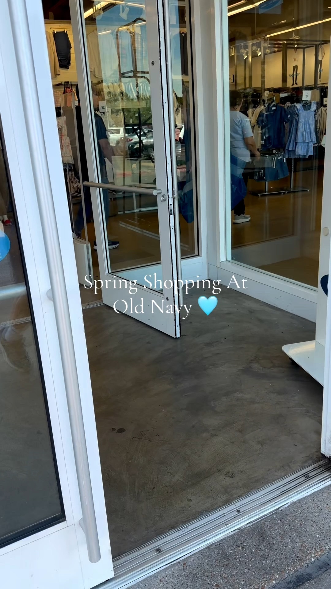 Shopping at Old Navy for my spring wardrobe!￼
Dresses & tops size Large! 
Shorts Size 10 

#LTKMidsize #LTKSeasonal #LTKvlog