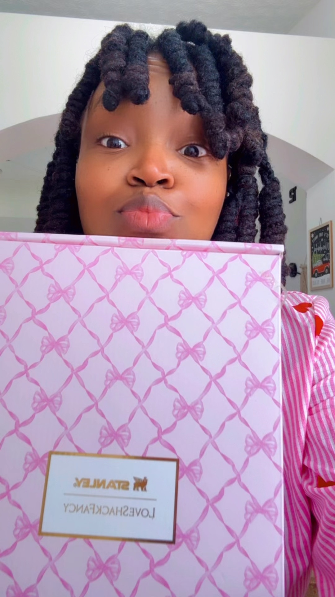 Finally opened my Stanley x LoveShackFancy cups and OMG… they are SOOO CUTE 💕🎀
The details, the colors, the vibes — absolutely worth the hype. Hydration just got a major glow-up and I’m already using them daily.

#StanleyxLoveShackFancy #StanleyCup #CuteFinds #HydrationGoals #LTKFinds #LTKStyle #ShoppingWithPriiincesss #MomLife #EverydayEssentials


#LTKHome #LTKValentine #LTKselfcare