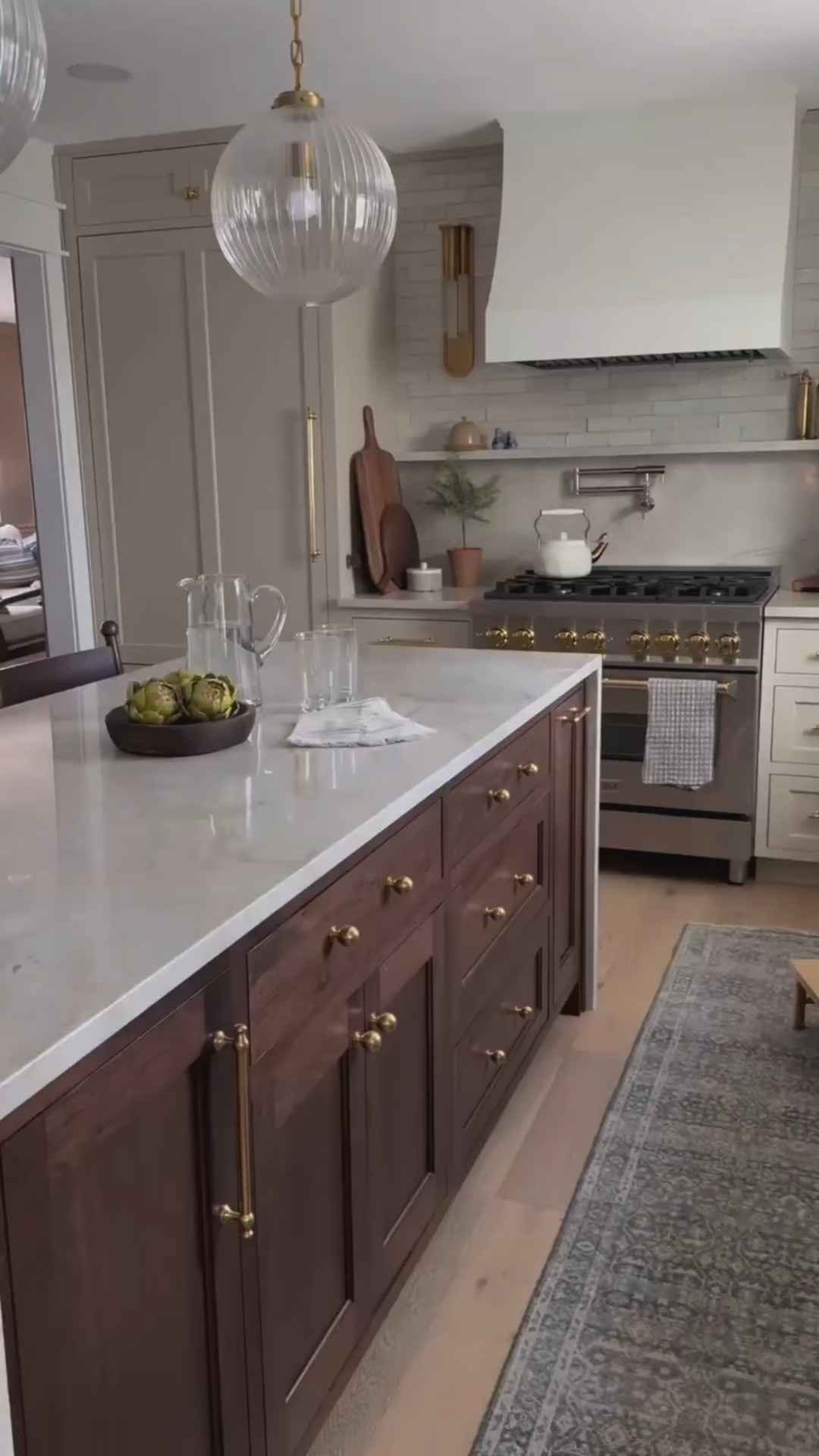 Cottage kitchen details that make it feel more custom 

#LTKStyleTip #LTKHome