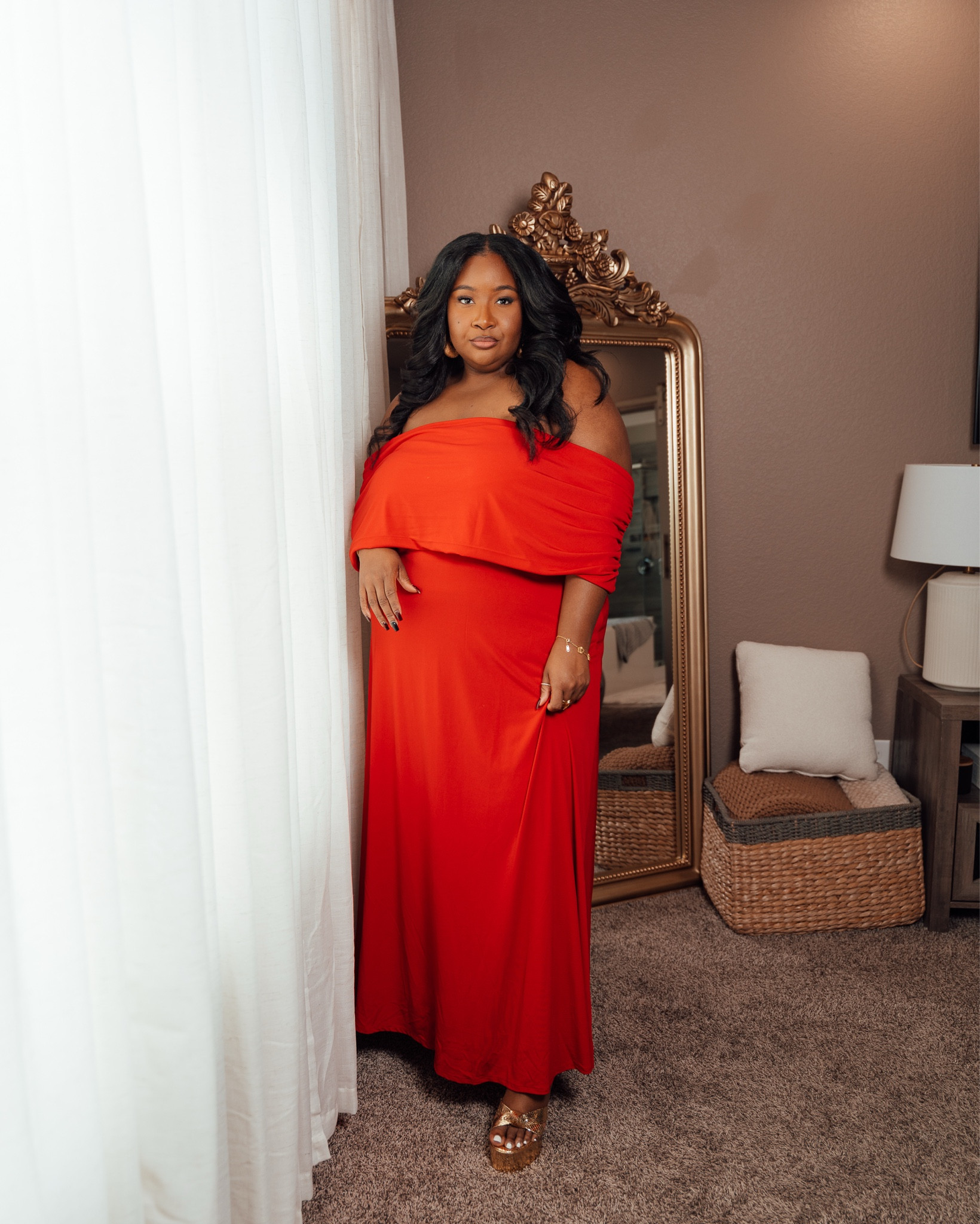 50% off Everything at ELOQUII + Extra 15% off $125 or more! Use code EQCYBER

I’m wearing a 24 in this dress which is too big 🫠

Plus size fashion. Plus size dresses. Outfit ideas. Holiday sales. Cyber Monday Sale. Women’s fashion. Holiday outfits.

#LTKCyberWeek #LTKSaleAlert #LTKPlusSize