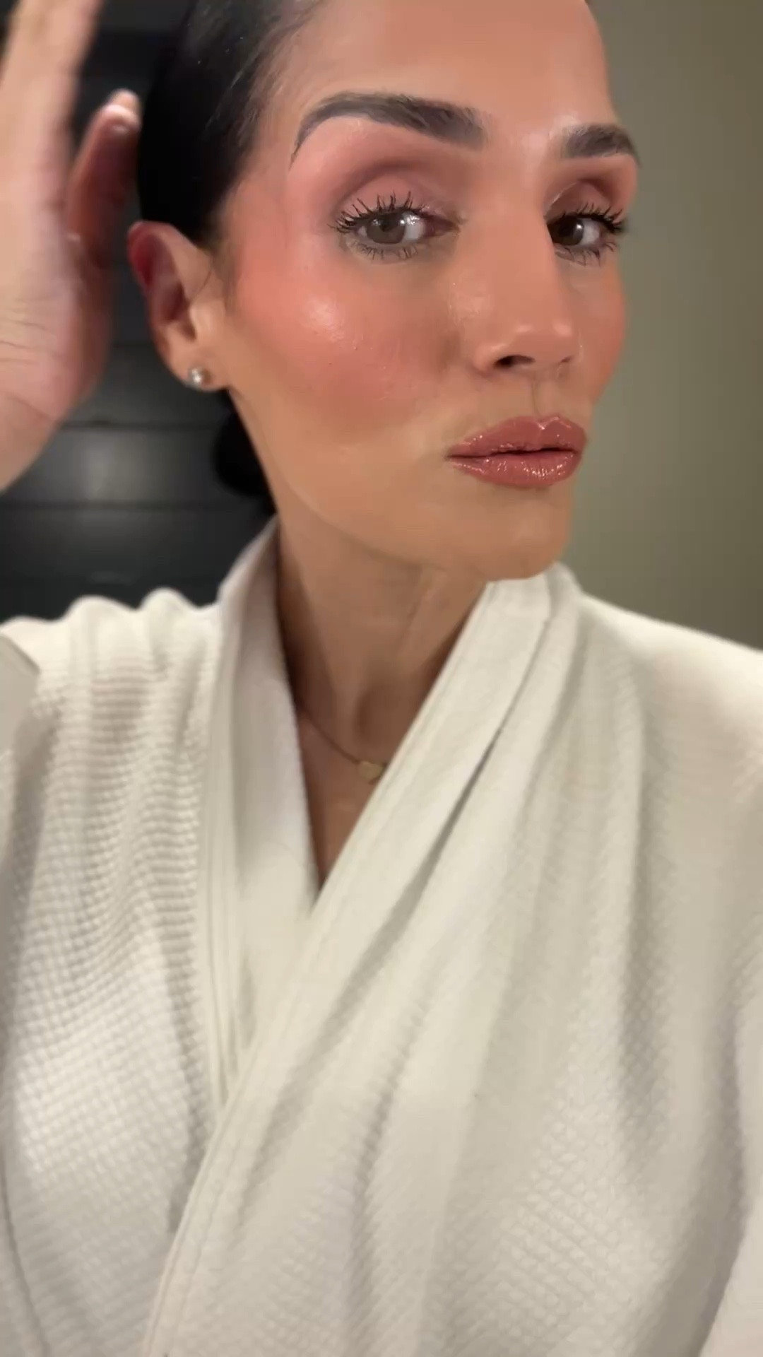 One of my favorite makeup looks! Glowy skin with pink lips 💕

#LTKOver40 #LTKgrwm #LTKBeauty