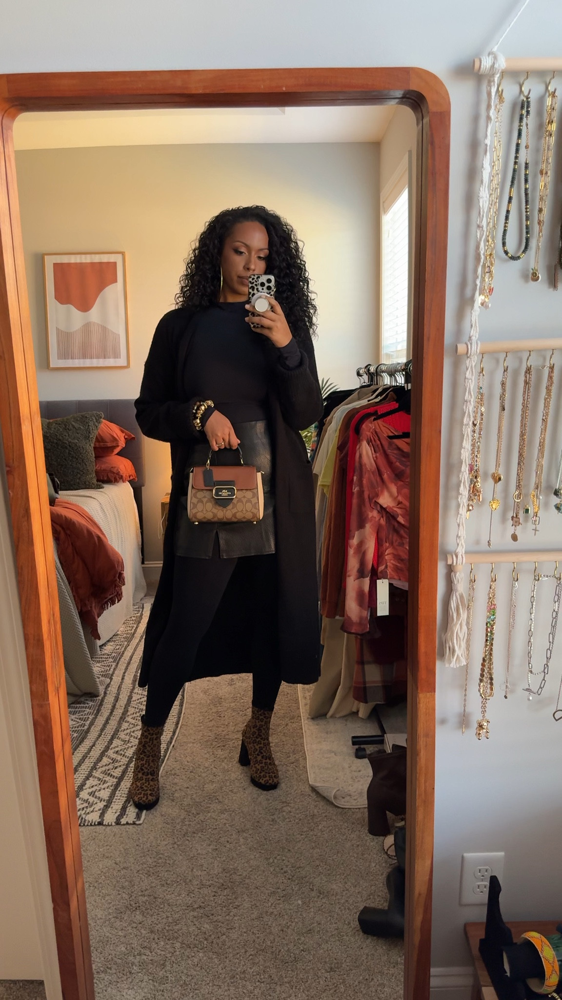 All Black Outfit Inspo 🖤

#LTKTall #LTKStyleTip #LTKMidsize