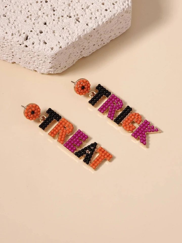 1 pair of Halloween creative letter pendants Fashion personality Casual earrings | SHEIN
