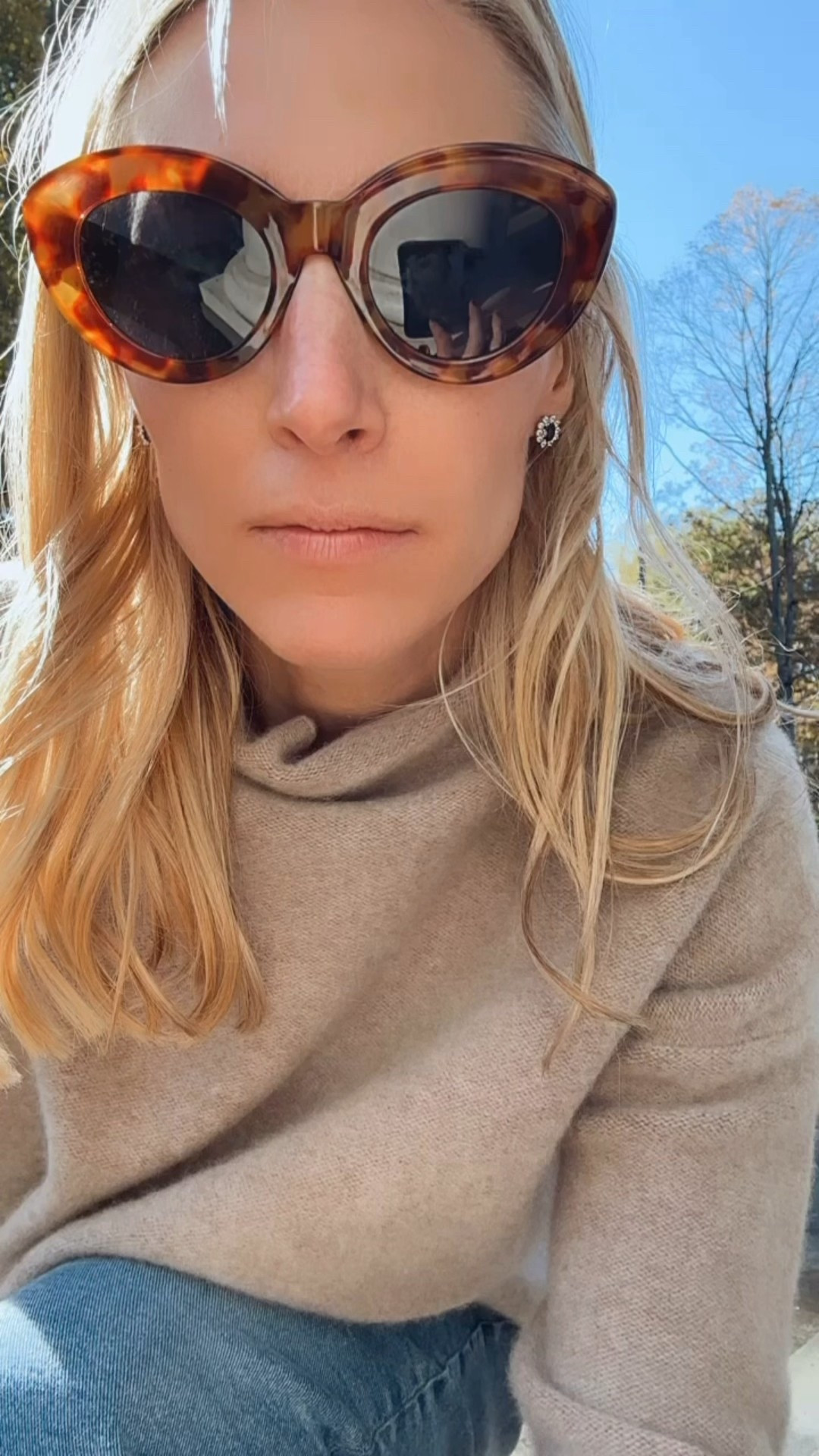 Most flattering jeans on everyone 

#LTKootd #LTKSeasonal