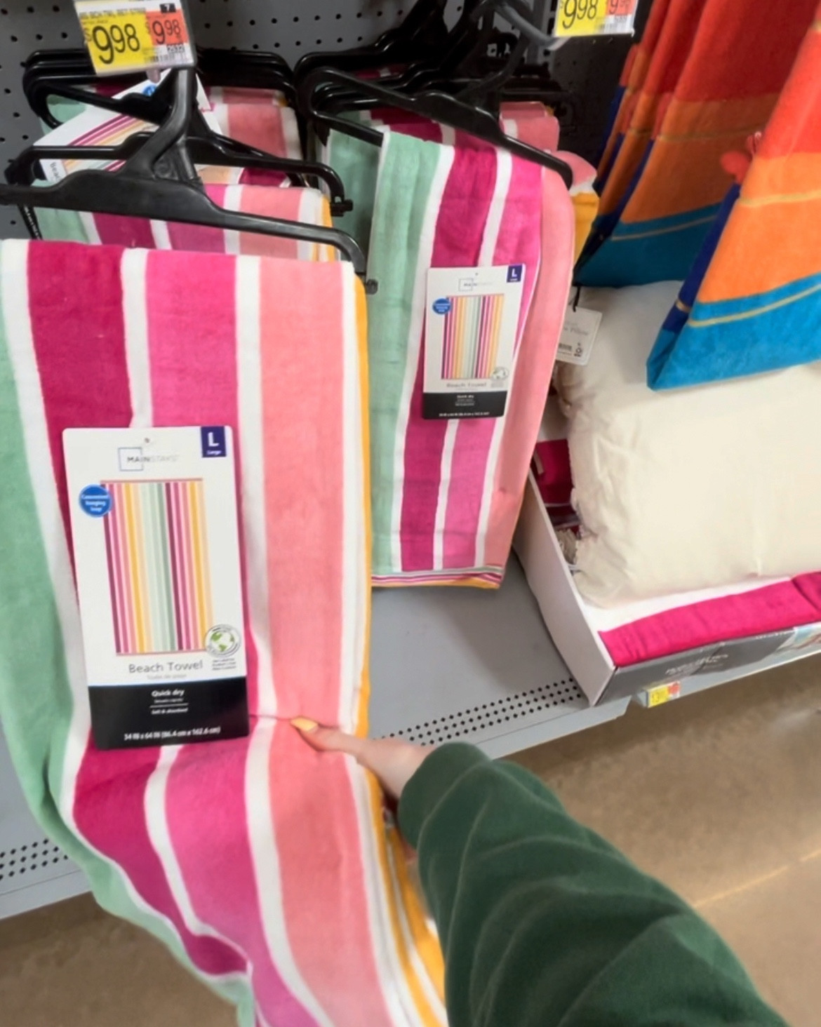 Walmart Summer Beach Towel Finds!! #LTKxWalmart #SummerFinds #BeachFinds 