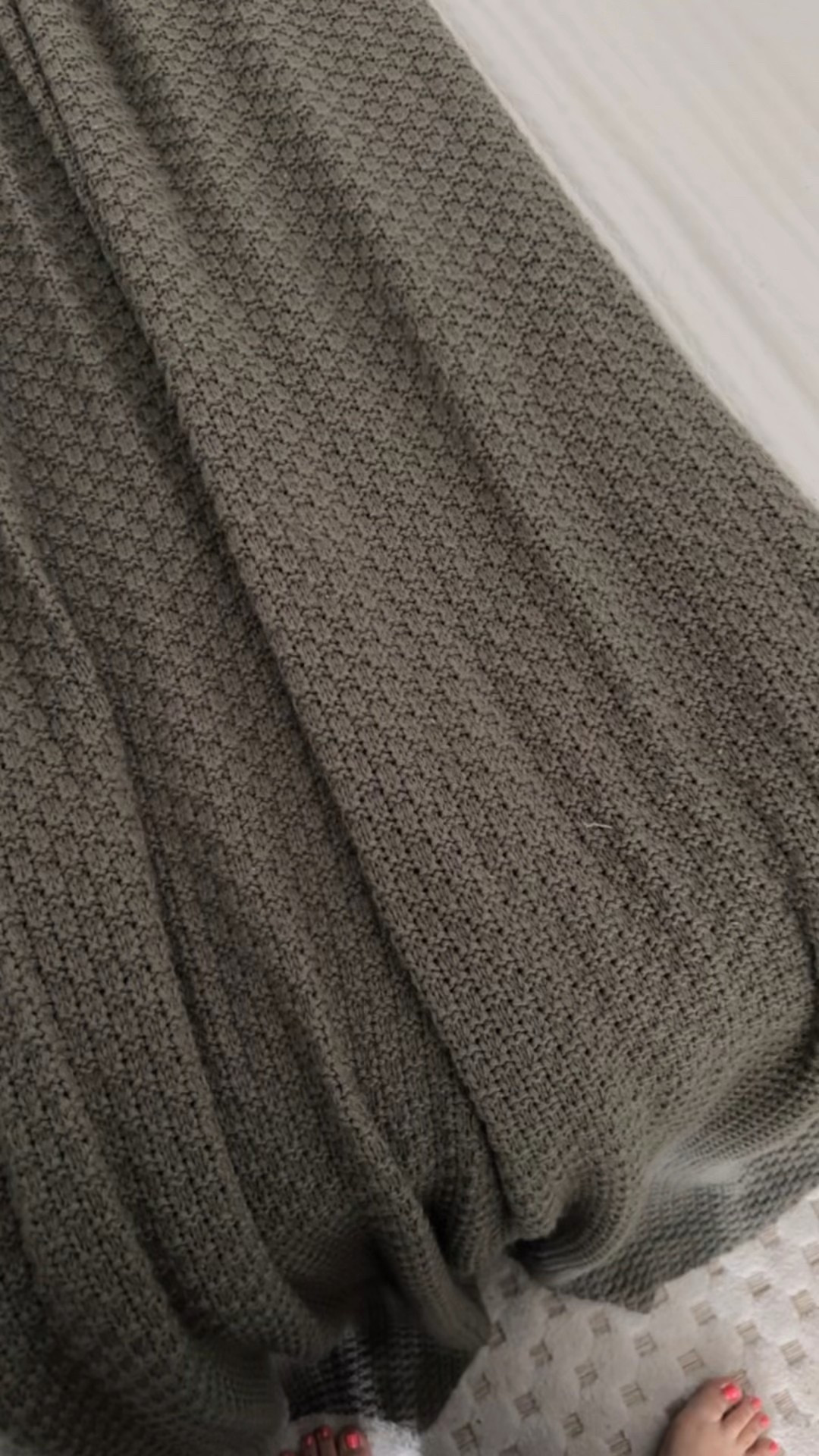 Our favorite oversized King Amazon quilt hands long on both sides which is difficult to find!

#LTKHome #LTKFindsUnder100 #LTKSaleAlert