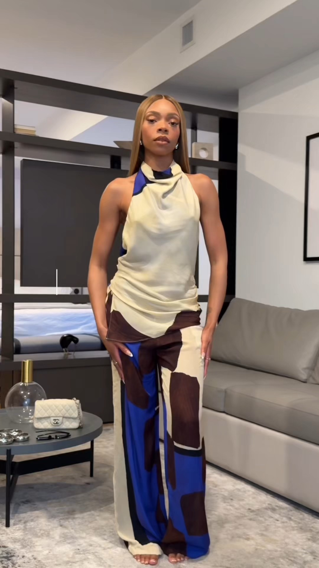 Headed to the gallery looking like a piece of art Art

#LTKbag #LTKtravel #LTKsummer