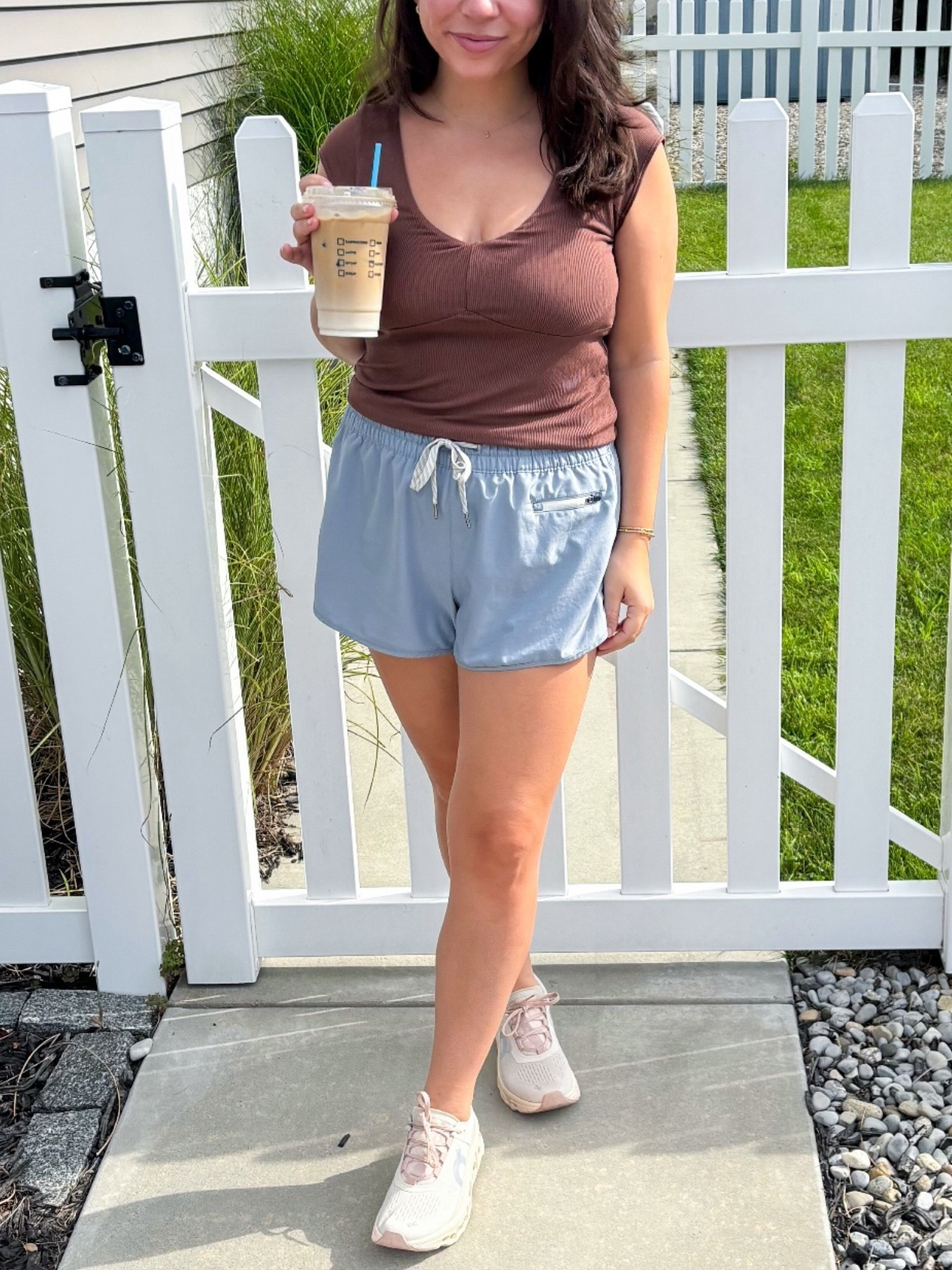 Vuori has quickly become my go-to athleisure brand! Perfect for working from home, running errands & grabbing coffee 🤎

#LTKActive #LTKPetite #LTKFindsUnder100