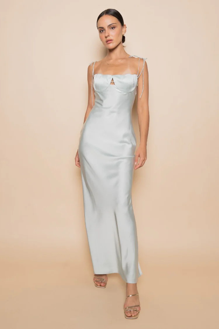 Isola Tulip Bust Maxi Dress - Chambray | Confête