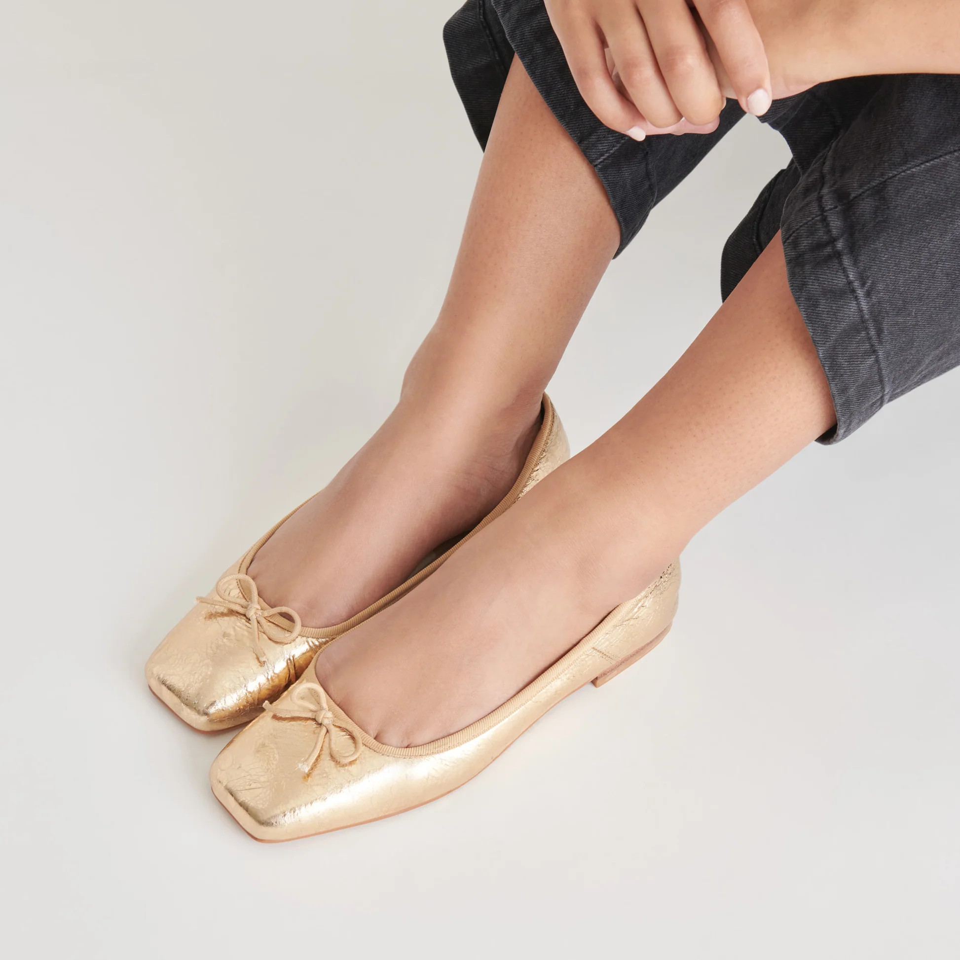 Anisa Ballet Flats | DolceVita.com