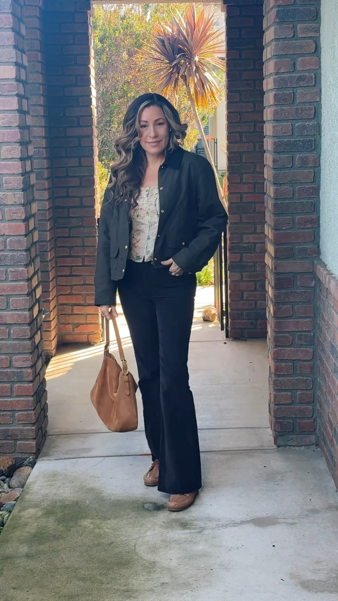 This is one of those easy outfits that just works—polished enough to feel put together, but comfortable enough for real life. The structured jacket instantly elevates the look, the soft floral top adds femininity, and these flattering black pants are a staple you’ll reach for over and over.

Finished it off with comfortable leather loafers (no breaking-in required 🙌) and a classic brown tote that goes with everything.

This is my go-to formula when I want to look pulled together without trying too hard.
✨ You need these staples in your closet.

👉 Everything is linked here.


#LTKOver40 #LTKootd #LTKTall