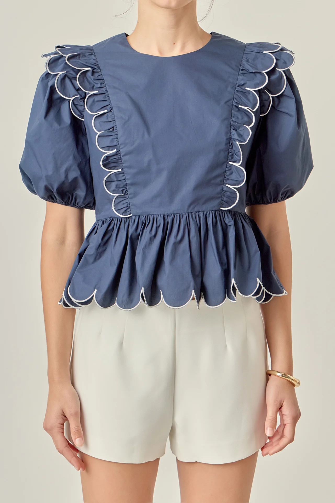 Contrast Scallop Edge Top | English Factory