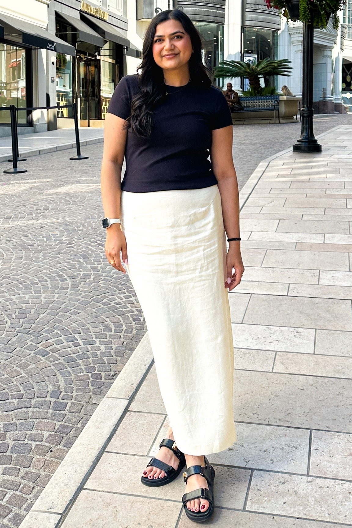 Easy breezy spring and summer outfits for the capsule wardrobe lovers! Loving all things linen skirts, especially this pencil style. 

#LTKSeasonal #LTKmidsize