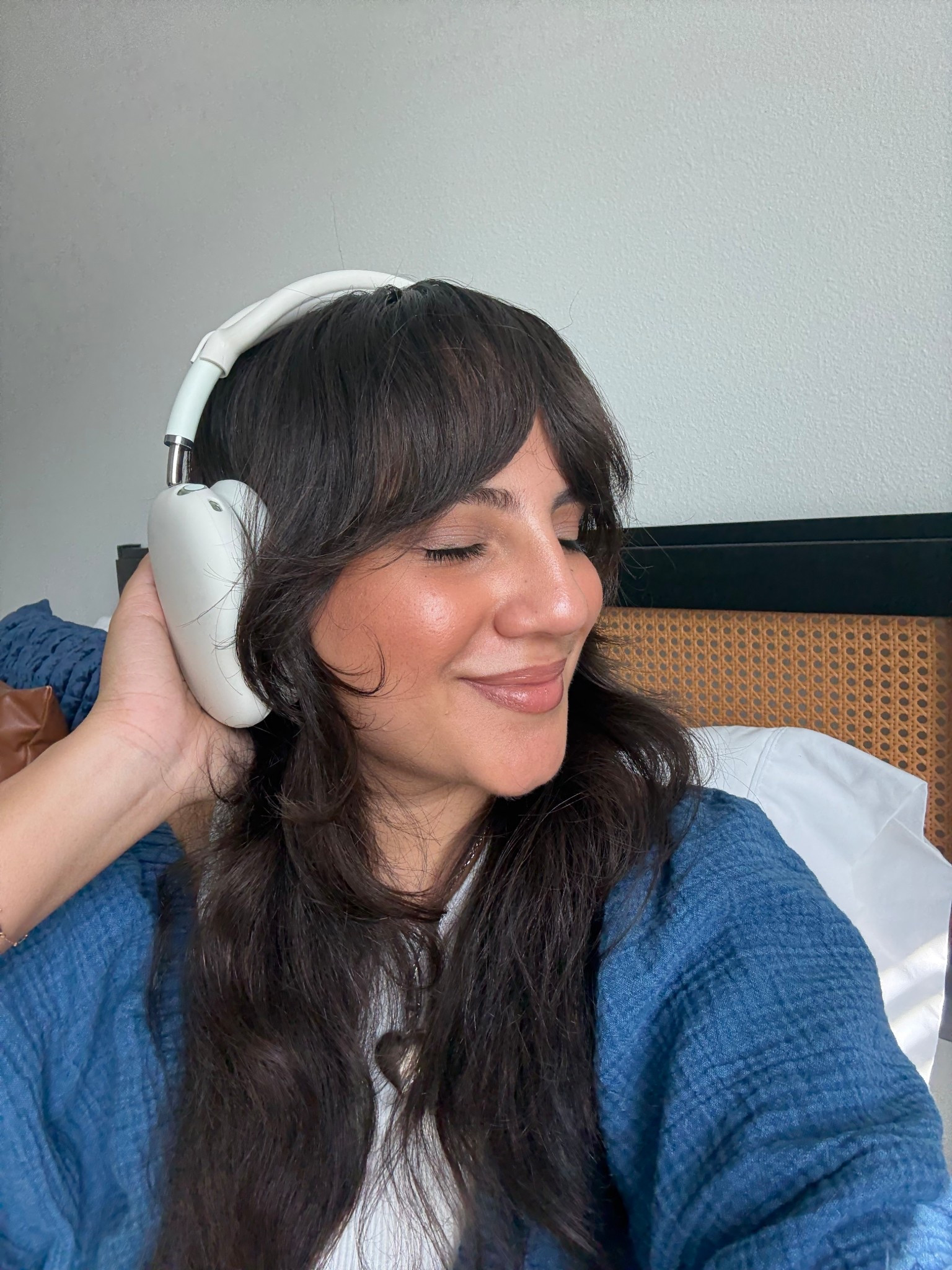 Love this upgrade I just made to my airpod maxes 💖

#amazonfinds #airpodmax #apple