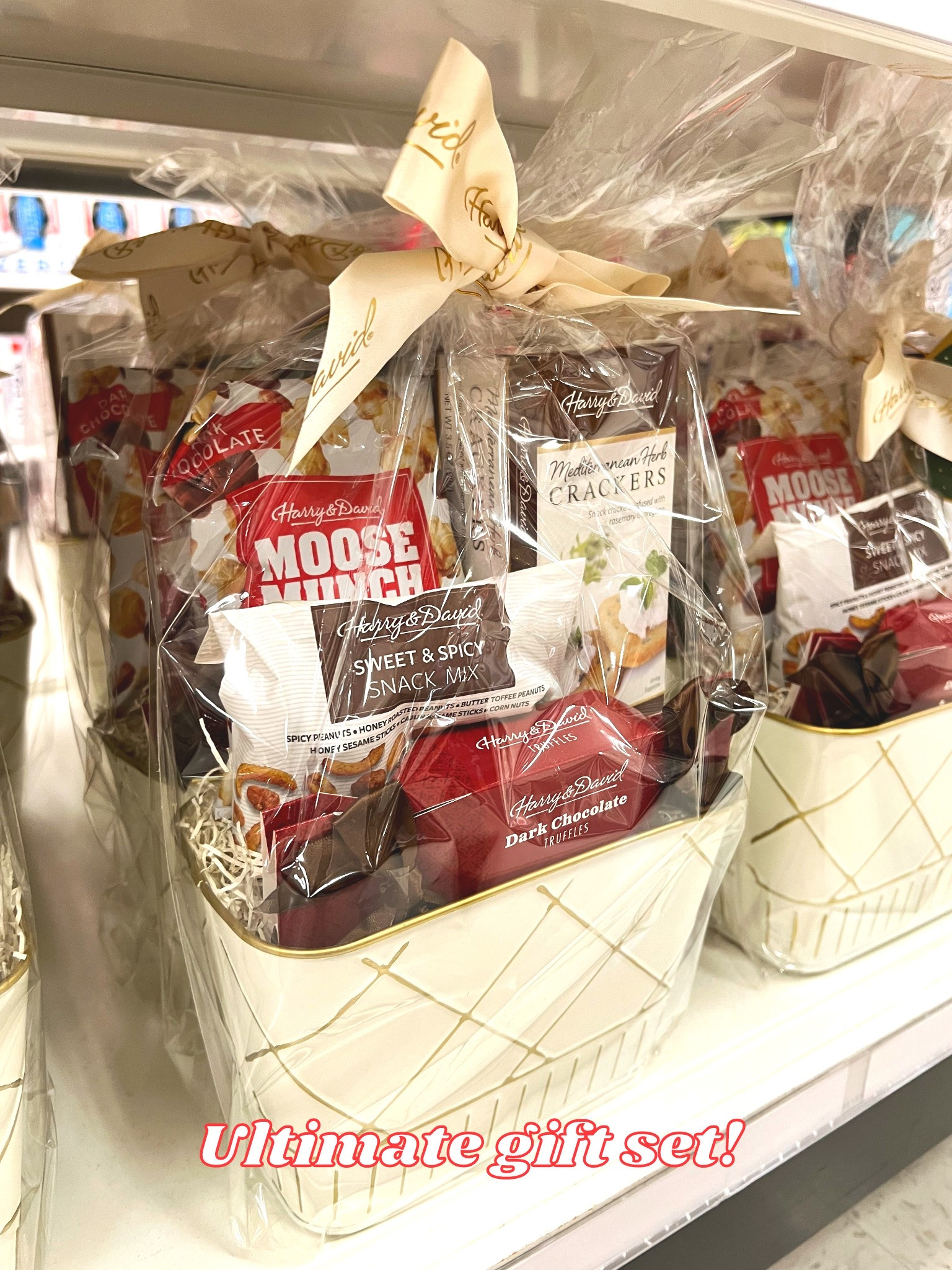 Target Christmas Harry & David Holiday Treats basket #harryanddavid #target #holidaytreats #christmasbasket #giftideasforfamily

#LTKGiftGuide #LTKHoliday #LTKfoodie