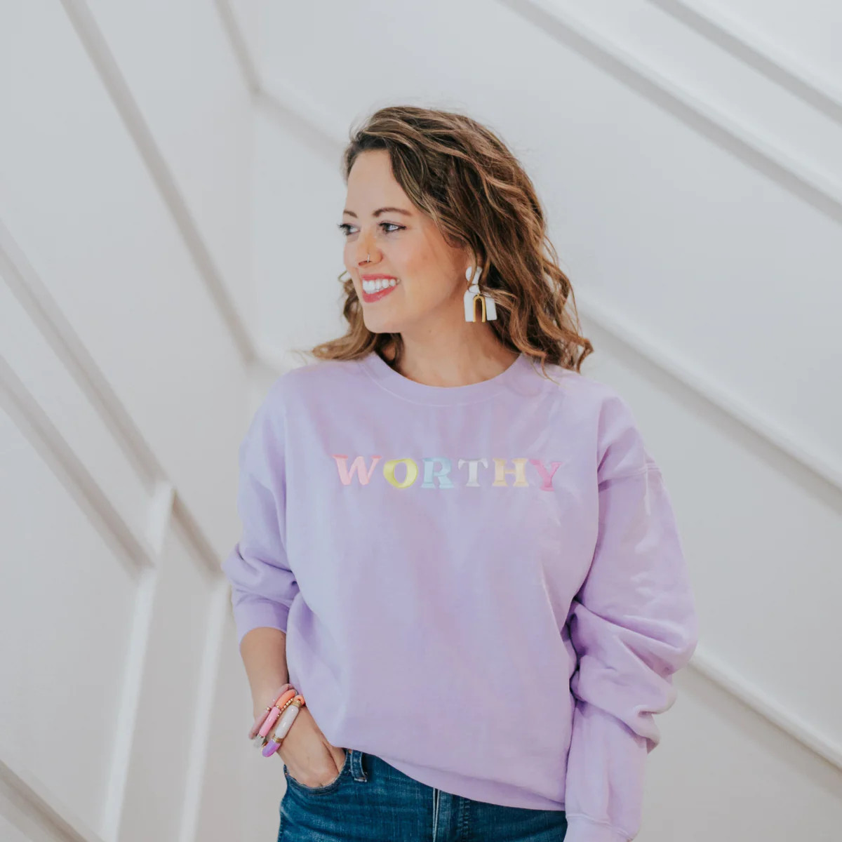 “Worthy” Sweatshirt | The Worthy Co.