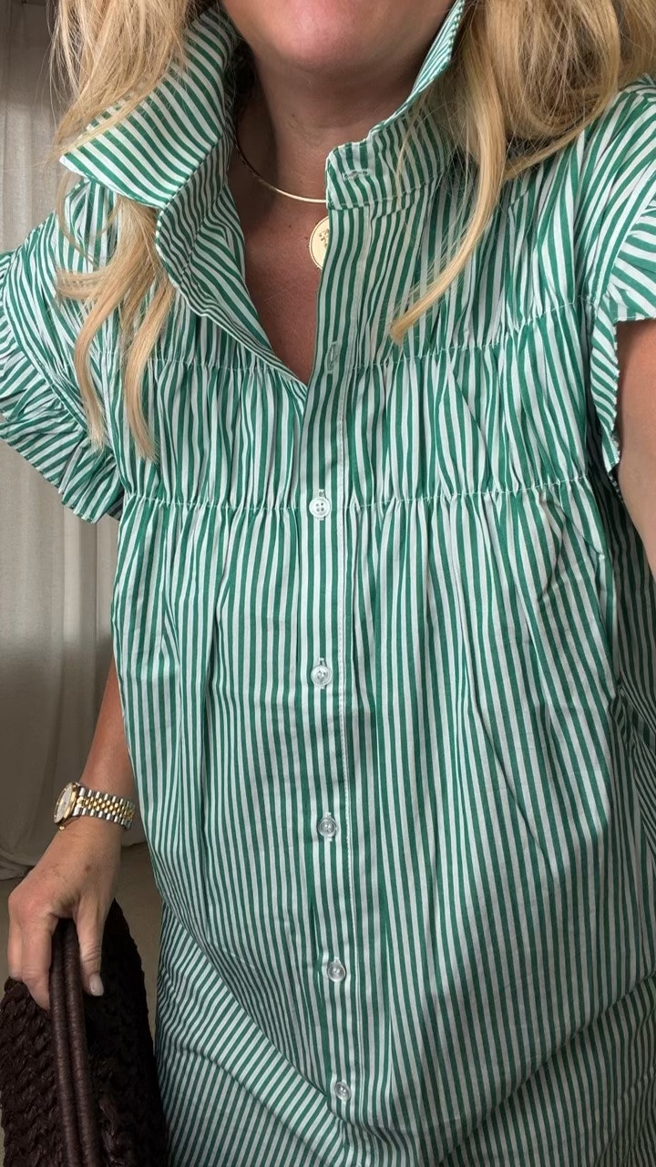 ✨Tap the bell, save and ❤️ for over 40 fashion, midlife style, midsize fashion and luxury looks for less. 


Summer dress, Anti pooch, belly friendsly

👑 Helping you look good, feel good.-Lindsey Denver   Check back daily for belly-friendly style, confidence, and Outfit Physics™.

#LTKOver40 #LTKMidsize #LTKPlusSize

Comment SHOP below to receive a DM with the link to this post on my LTK ⬇ https://liketk.it/6ftsf