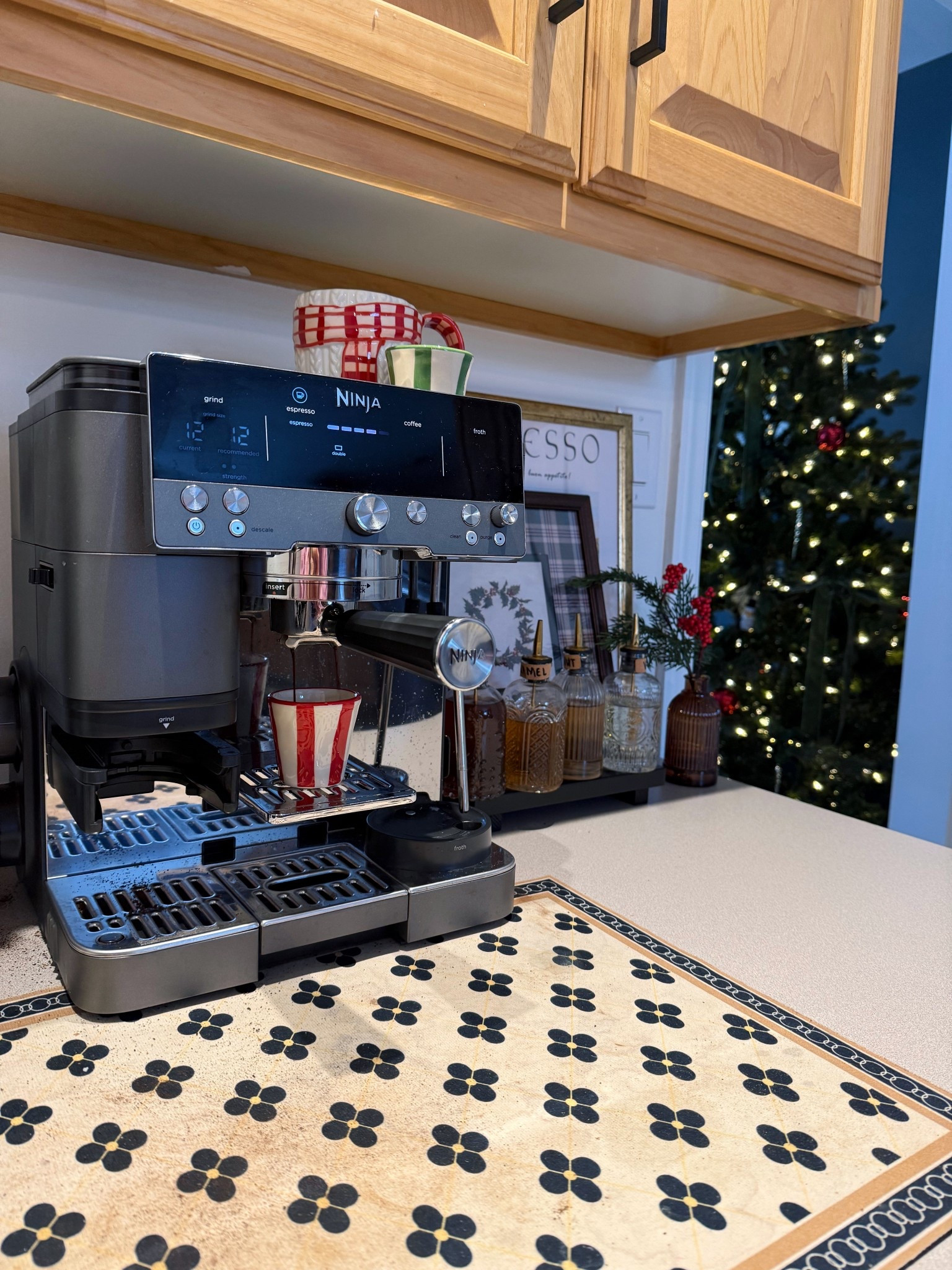 I love my coffee bar set up 🧑🏼‍🎄🧣☕️☃️

#LTKHome